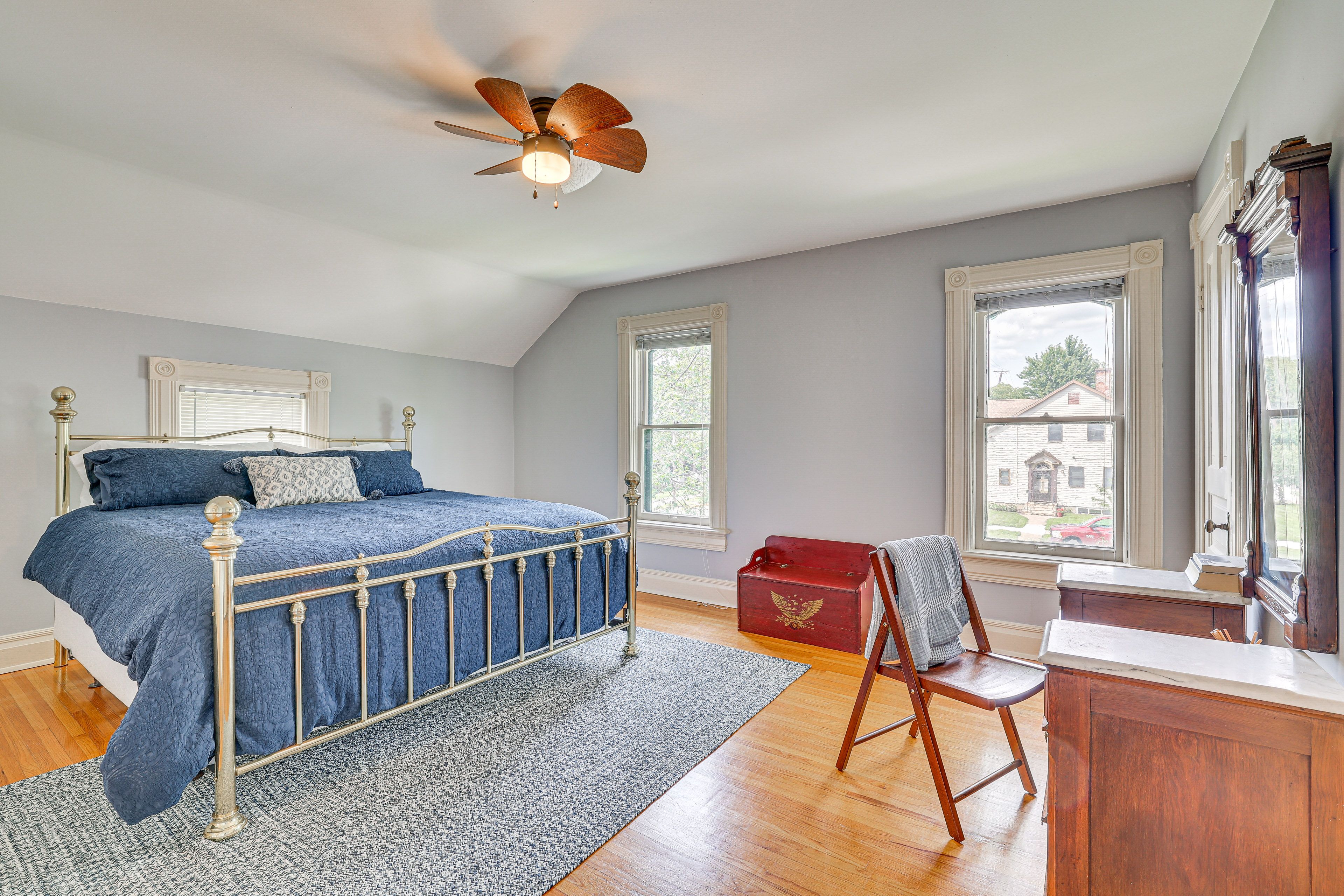 Bedroom 2 | 2nd Floor | King Bed | Linens Provided