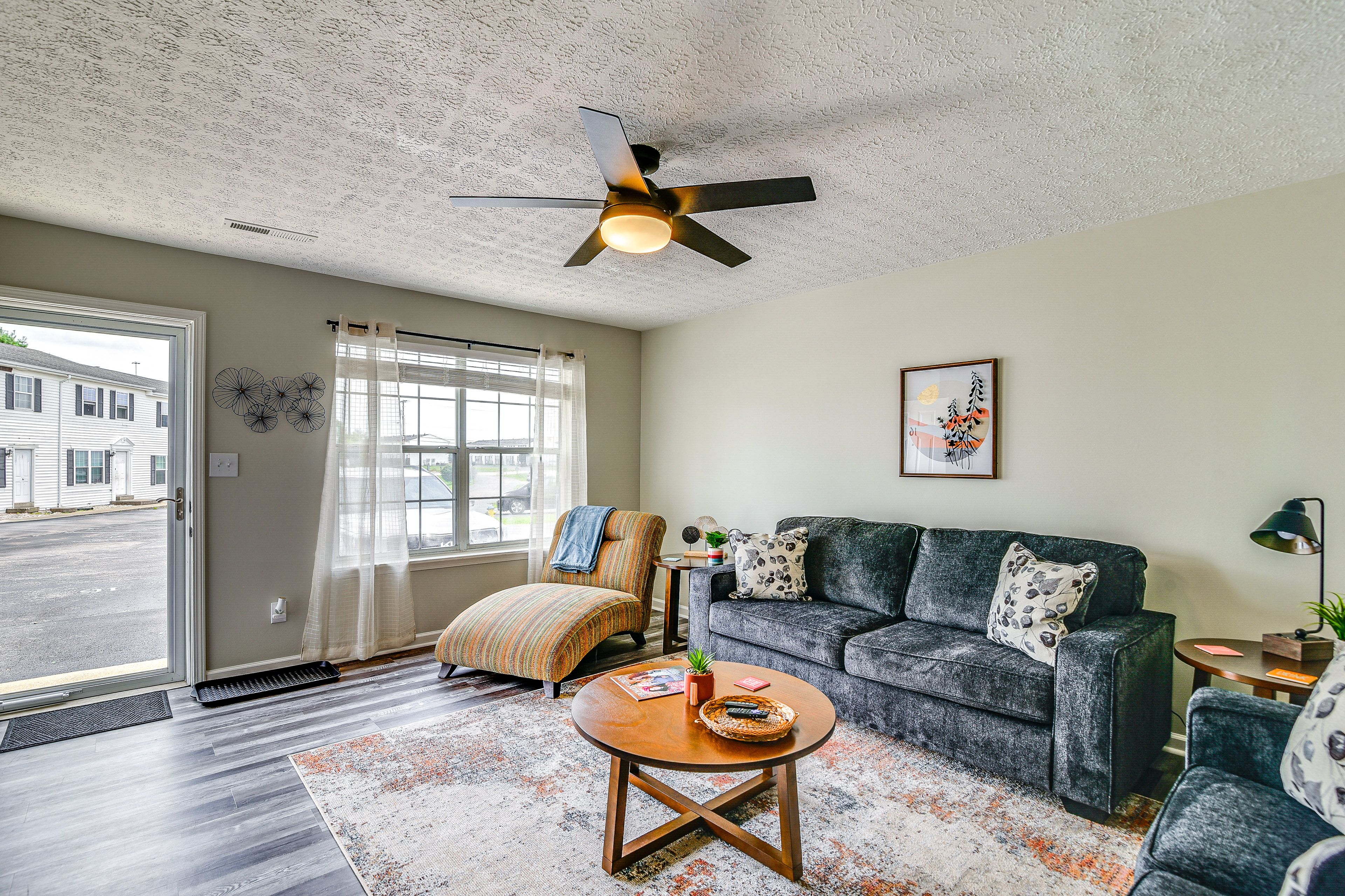 Living Room | Smart TV | 1st Floor