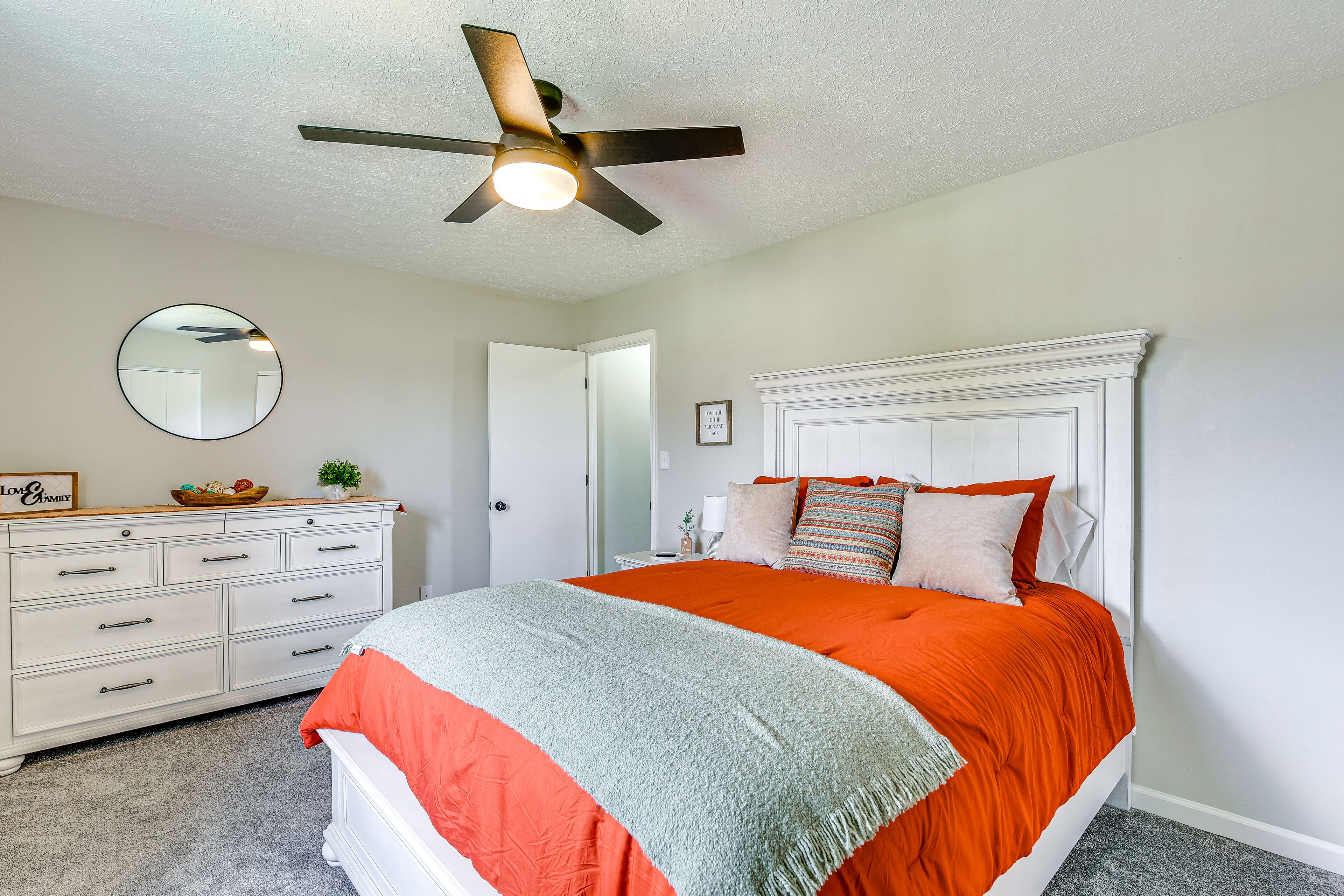 Bedroom 1 | Queen Bed | Linens Provided | 2nd Floor