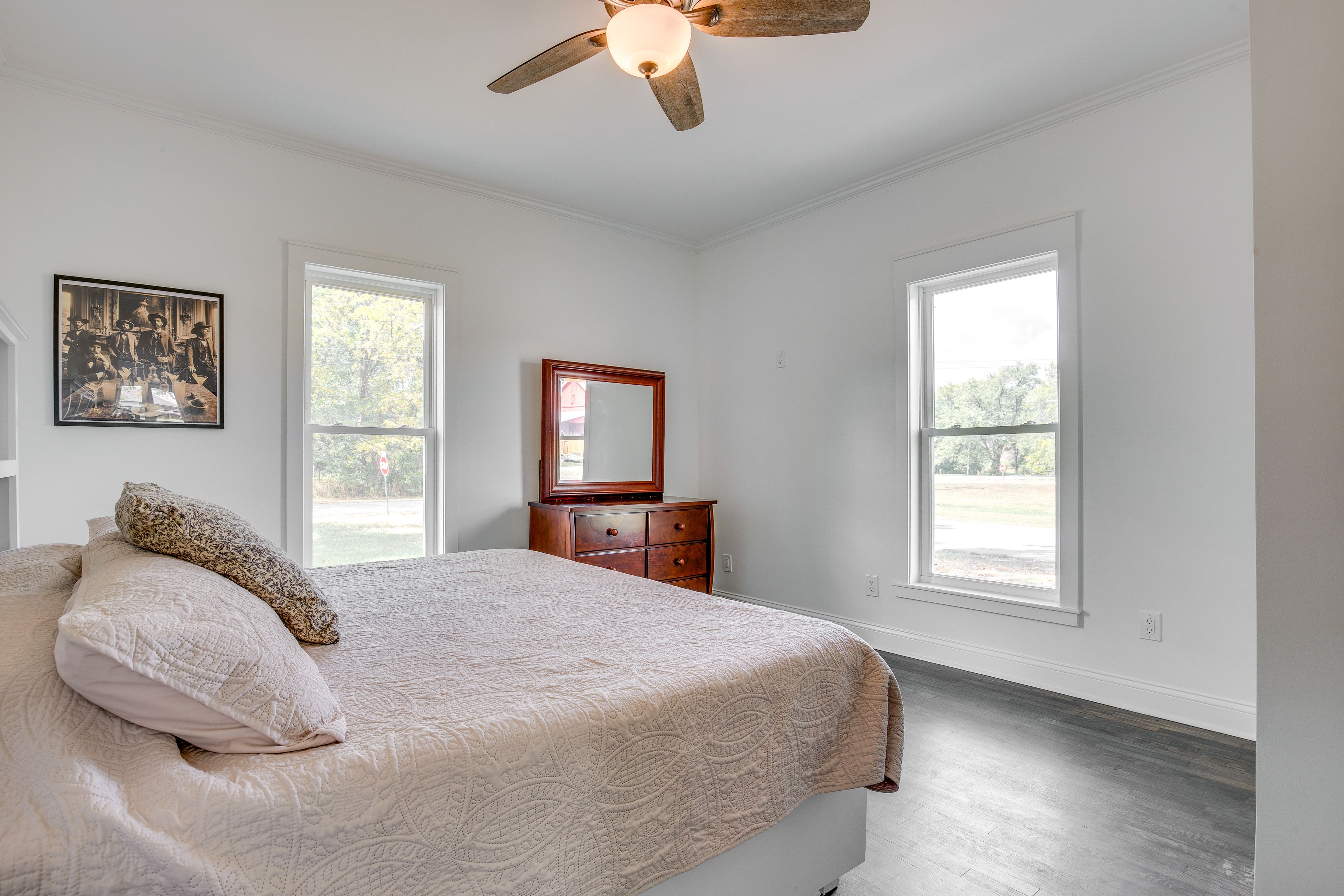 Bedroom 4 | 1st Floor | King Bed