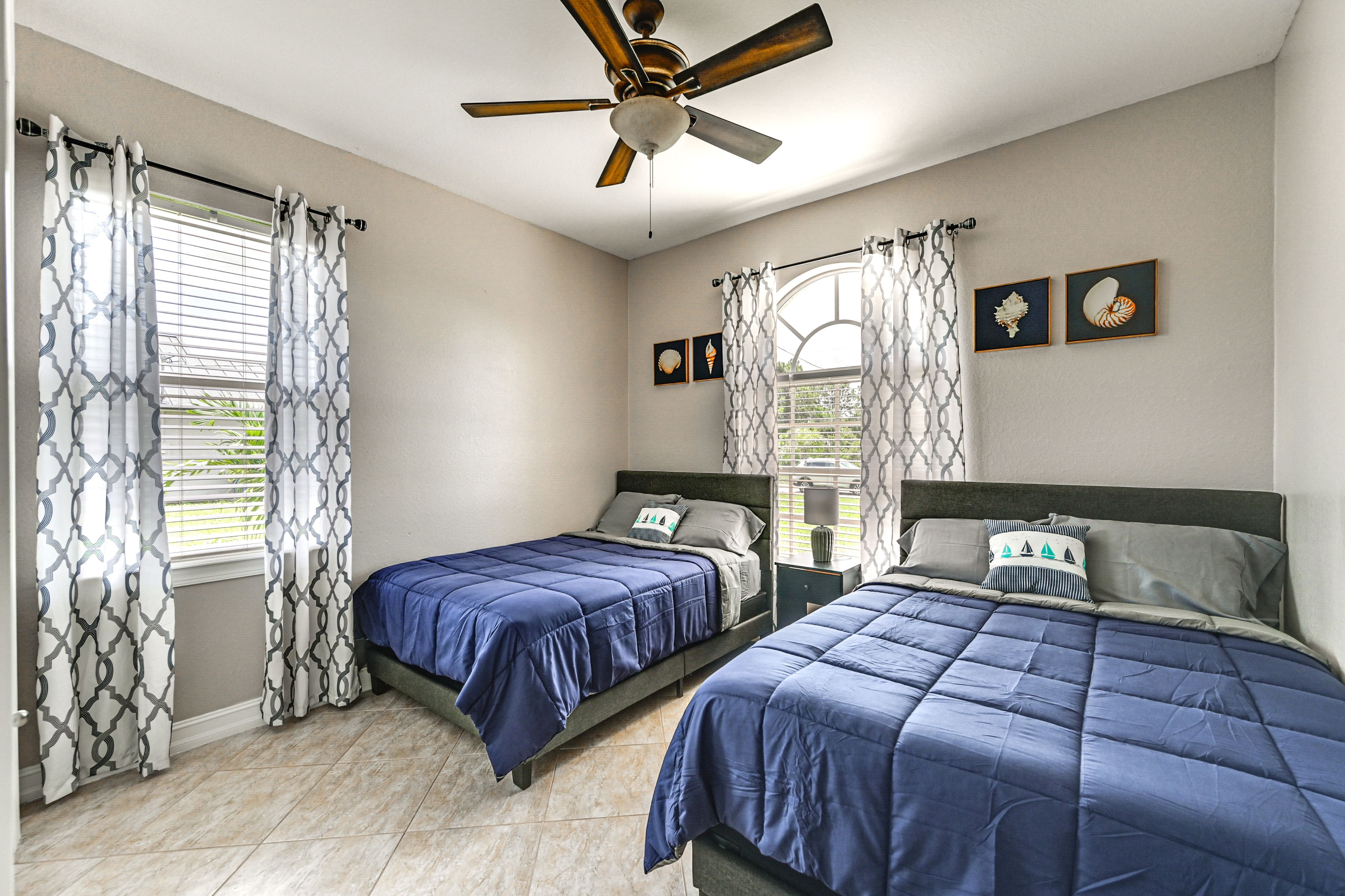 Bedroom 3 | 2 Full Beds