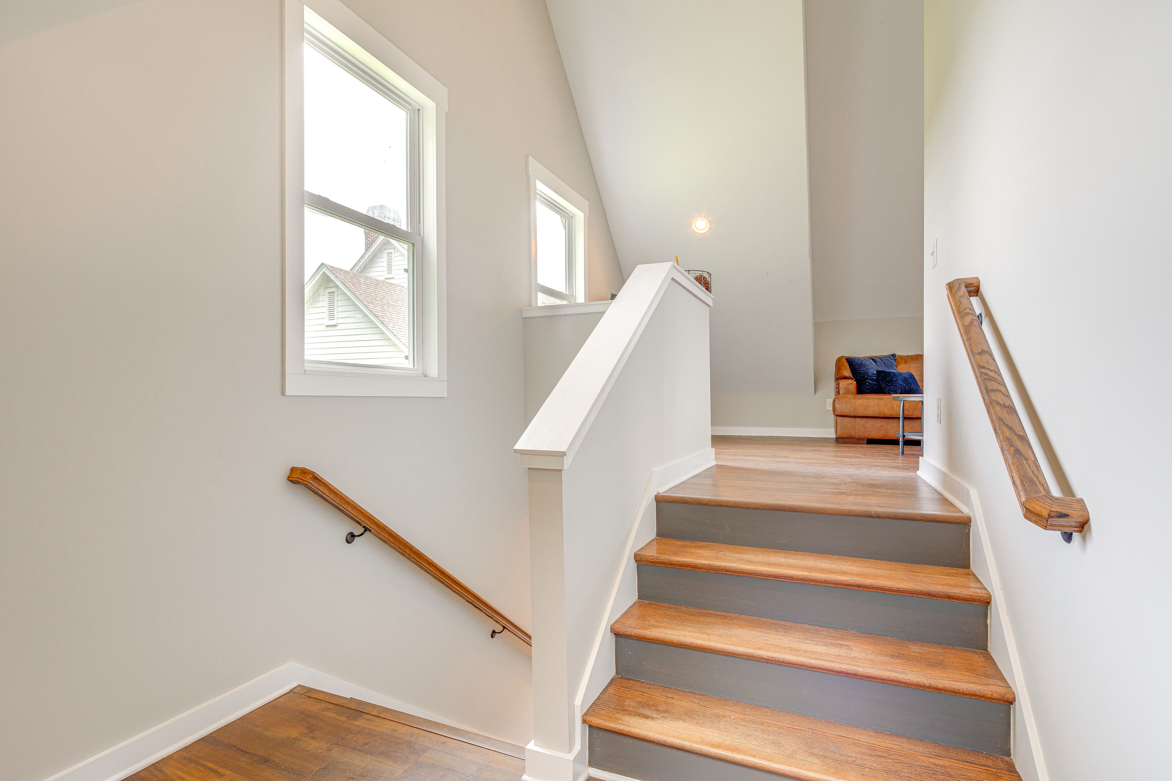 Stairs to Access Unit