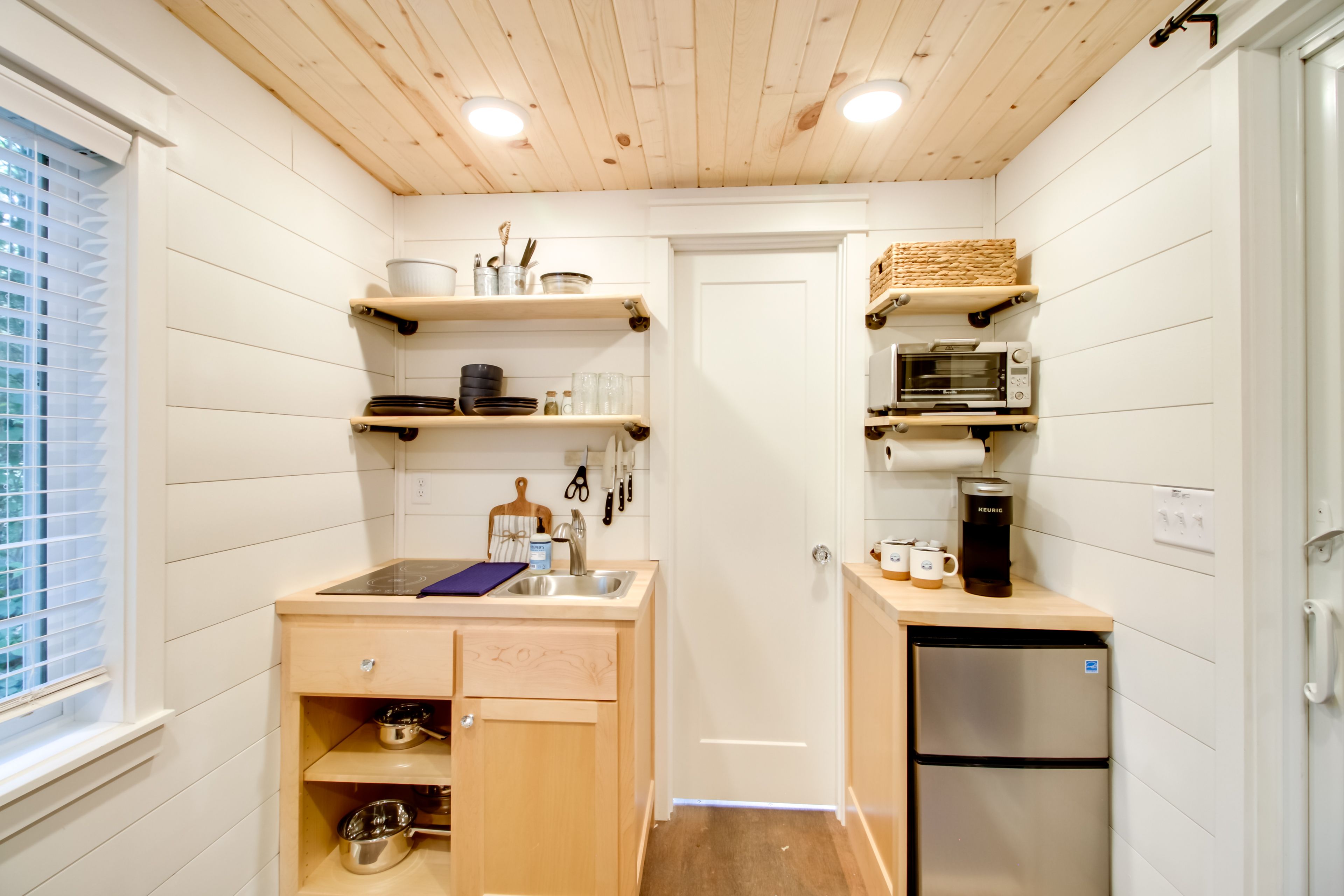 Kitchenette | Cooking Basics | Keurig Coffee Maker