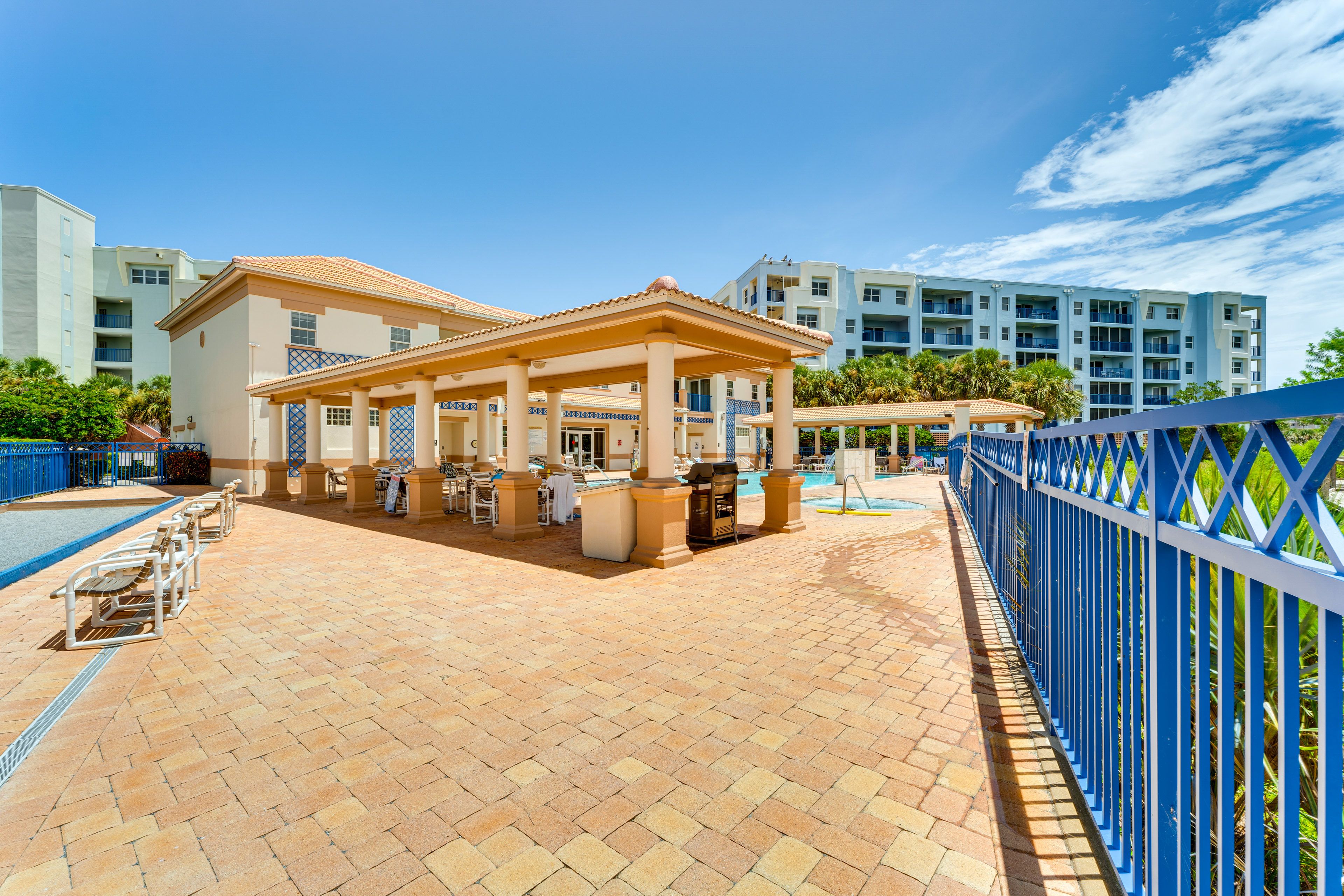 Picnic & Grill Area