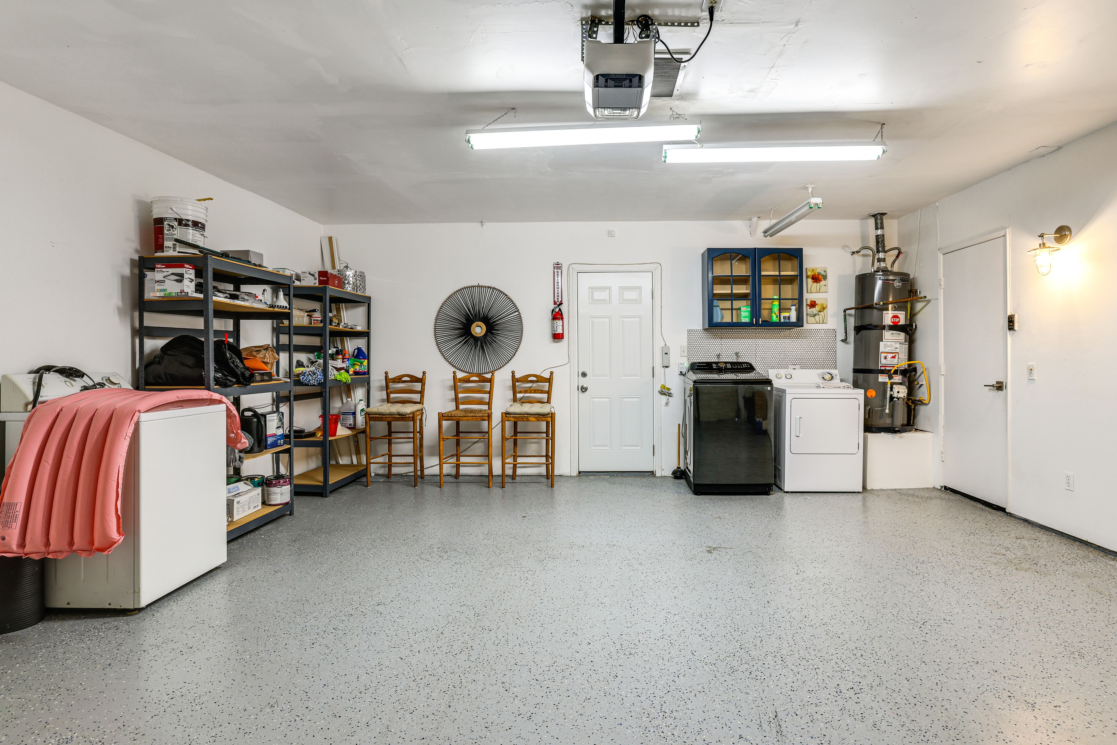 Garage | Washer & Dryer