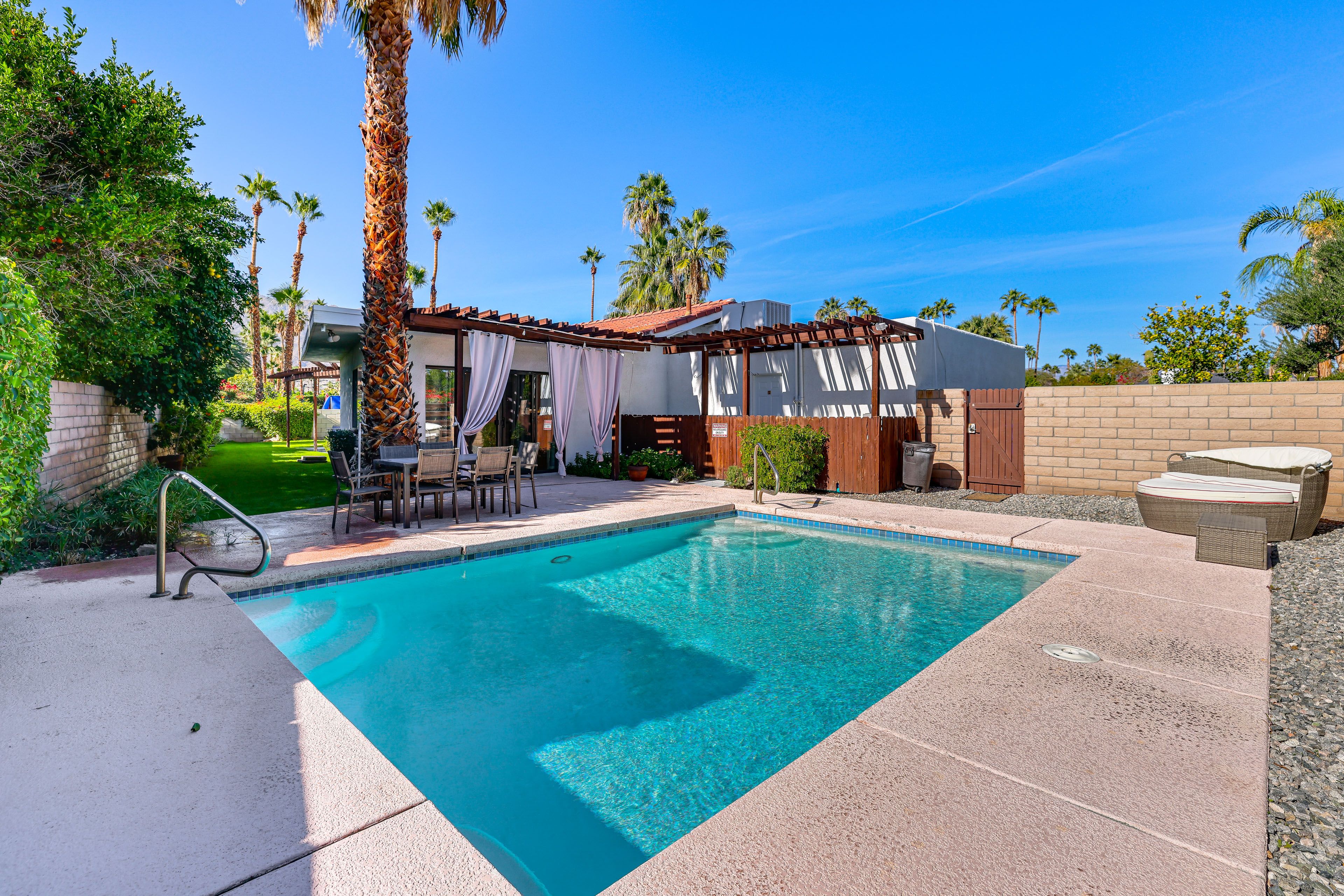 Palm Springs Vacation Rental | 3BR | 2BA | 1,722 Sq Ft | 1 Step Required