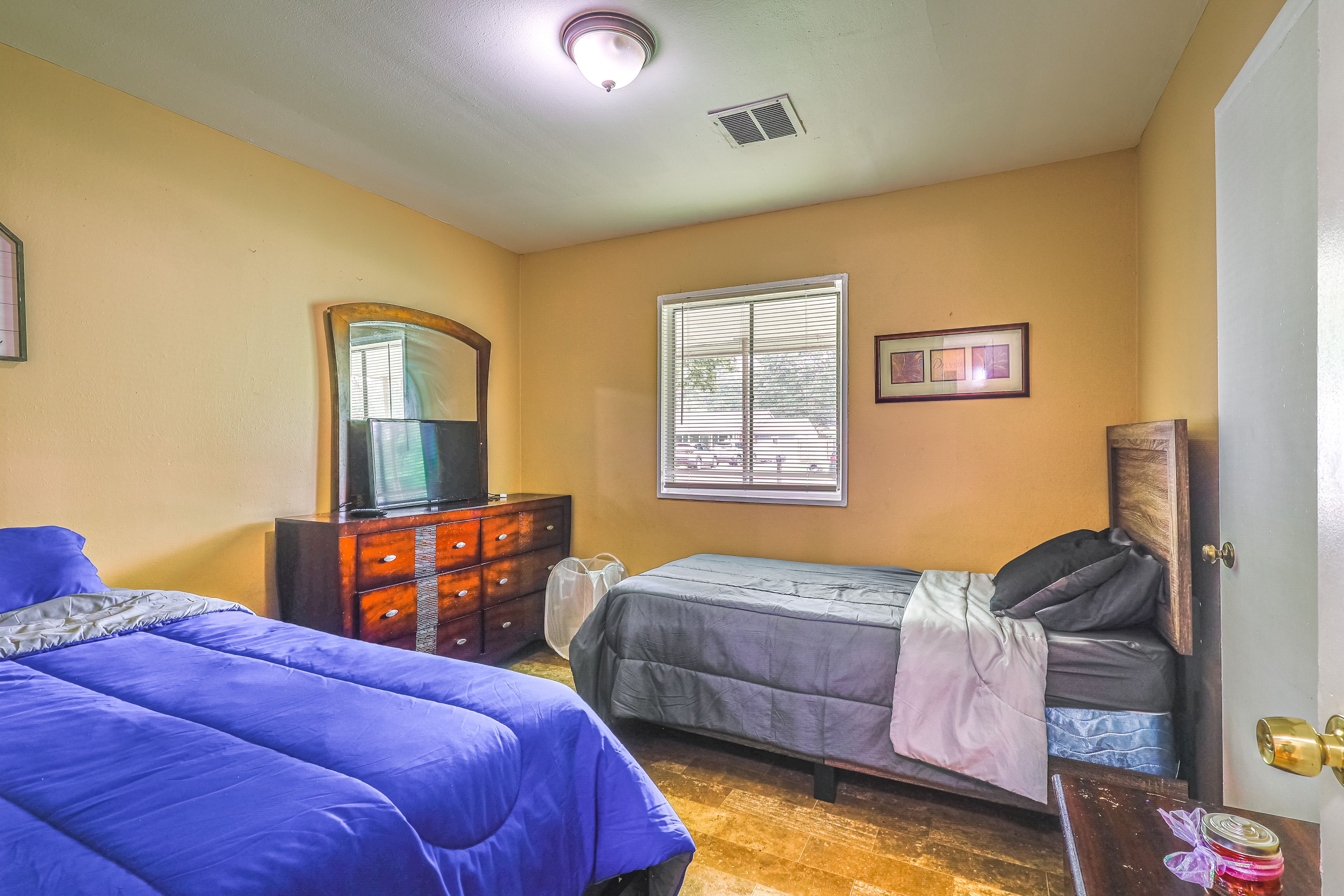 Bedroom 3 | 2 Twin Beds