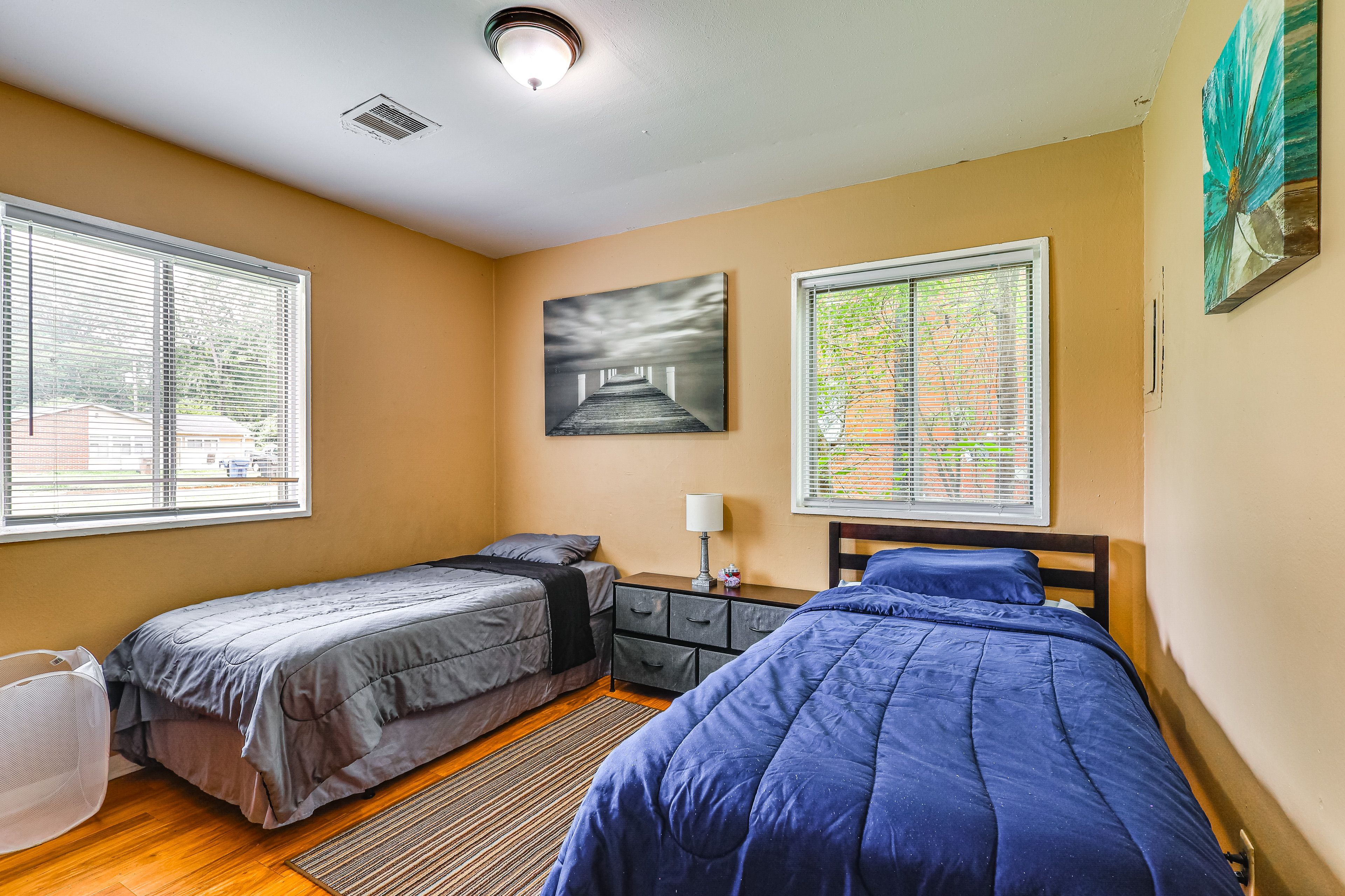 Bedroom 2 | 2 Twin Beds