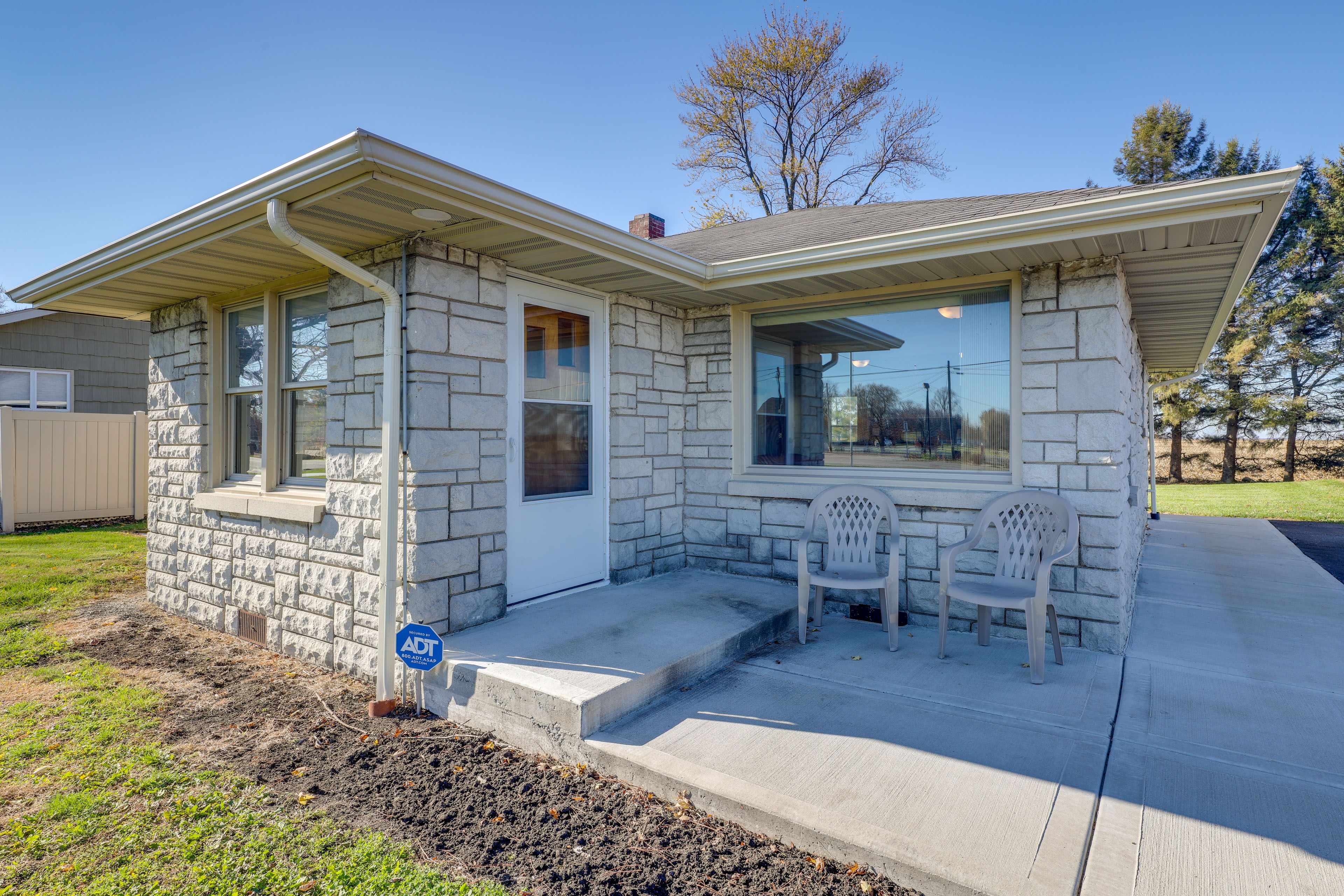 House Exterior | Front Patio