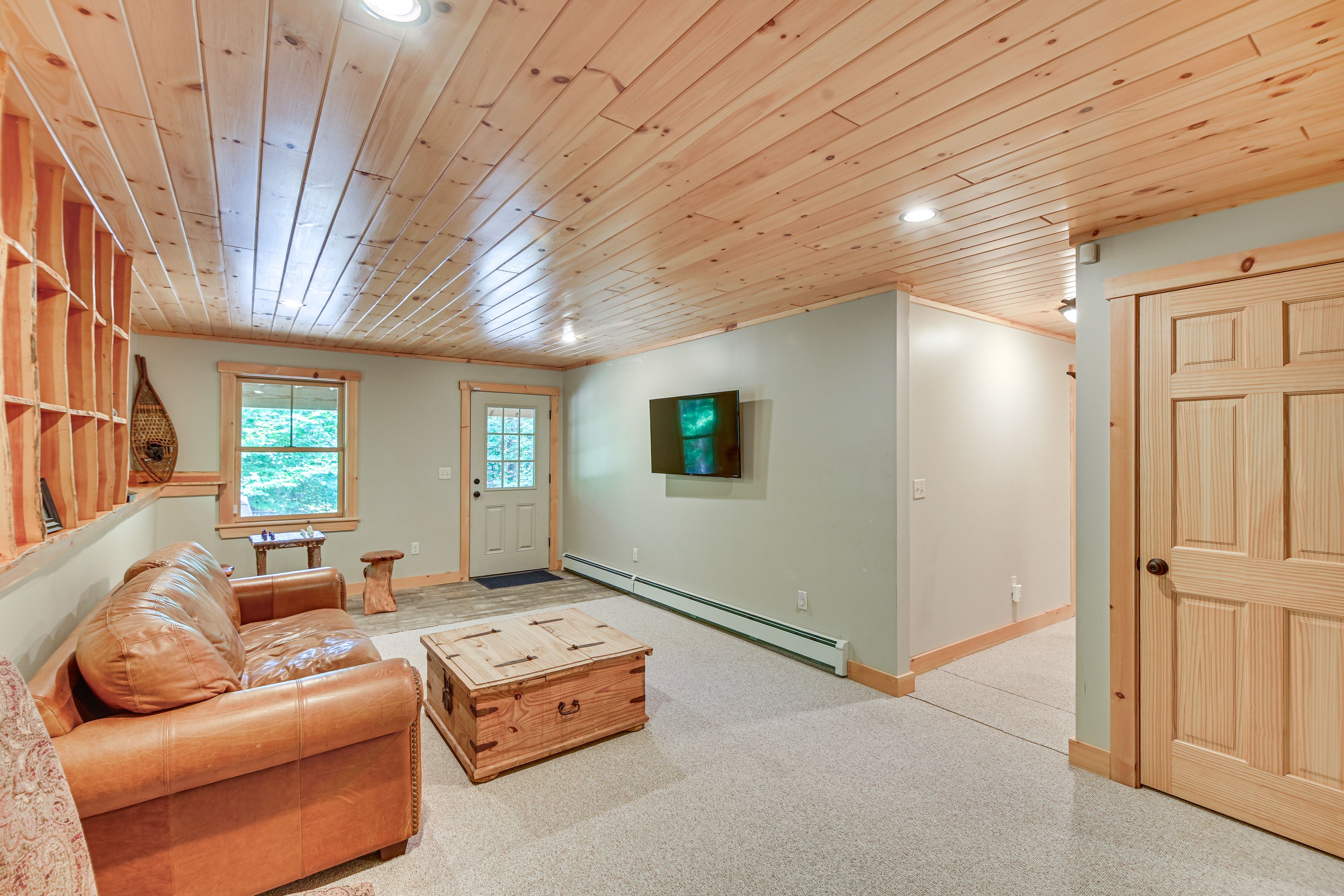 Family Room | Lower Level | Smart TV