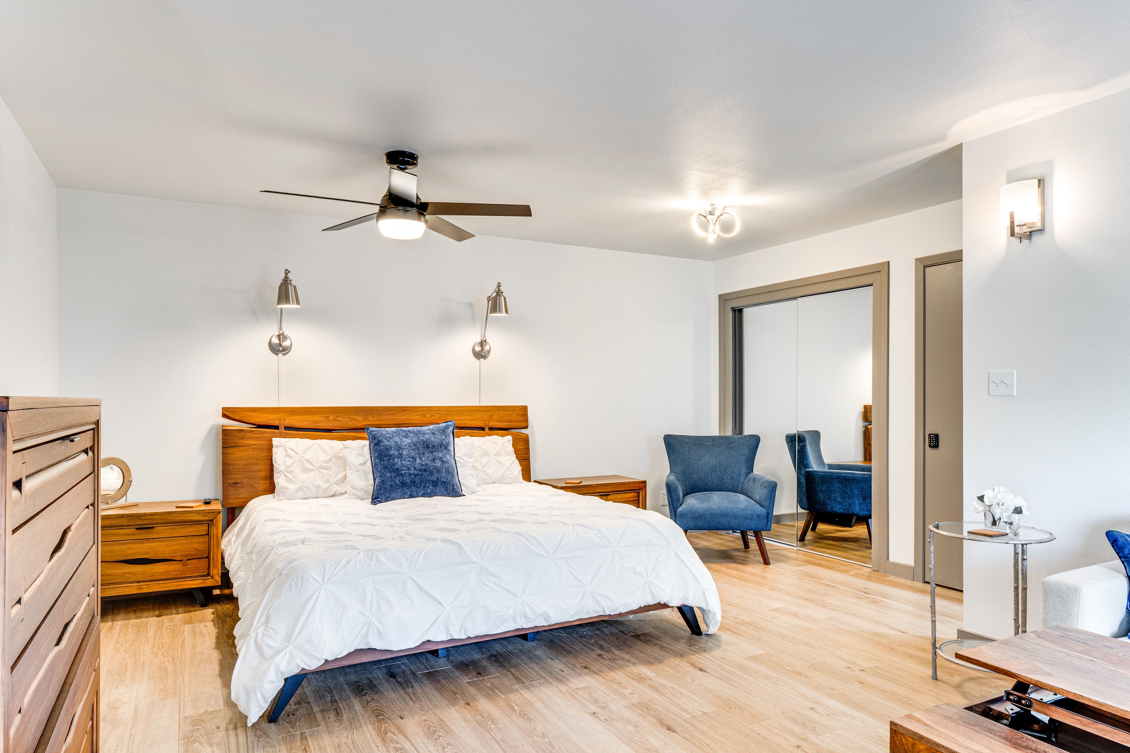 Bedroom 4 | King Bed | Flat-Screen TV | Kitchenette | Access to Yard