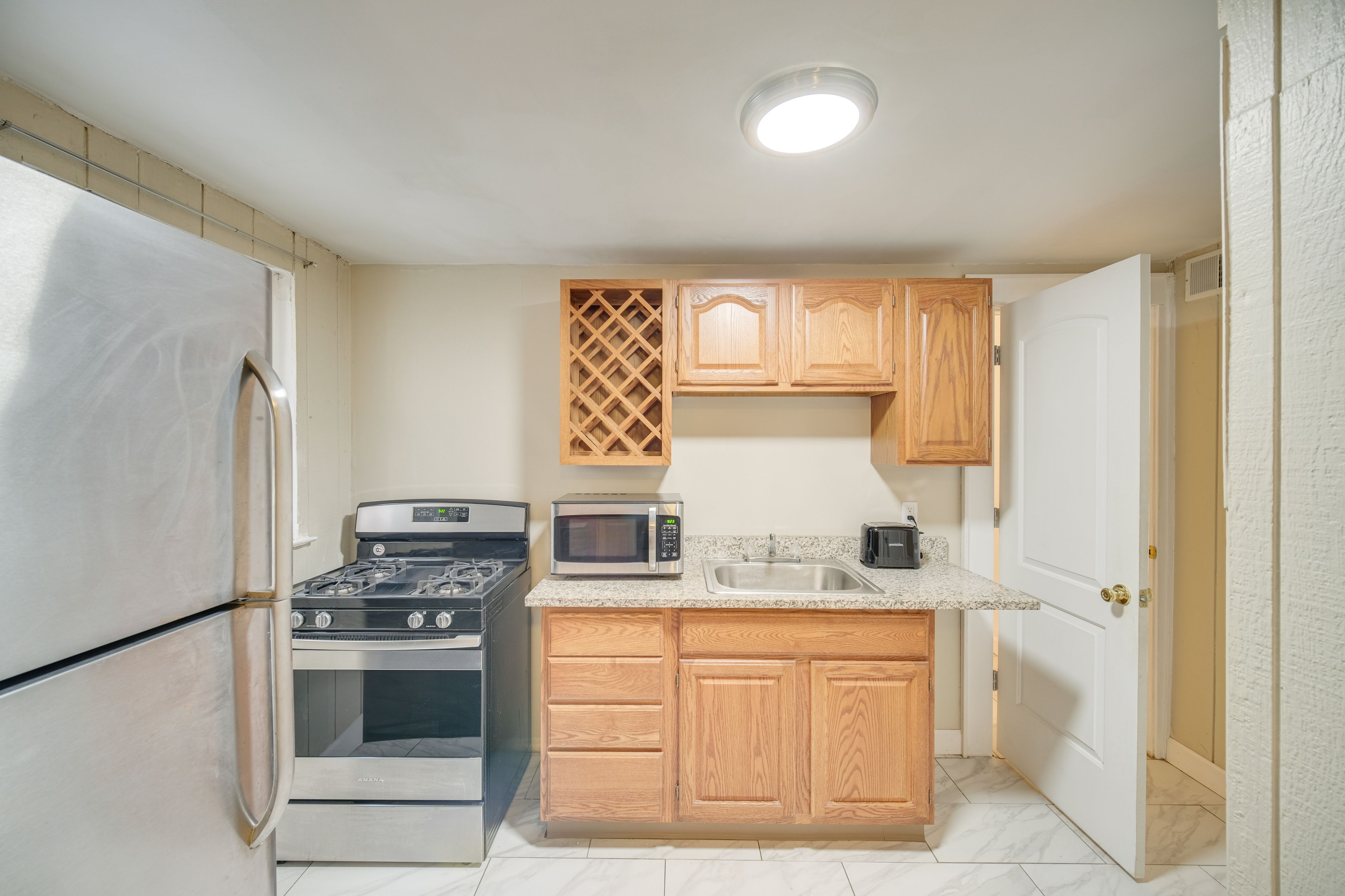 Kitchen | Trash Bags/Paper Towels | Drip Coffee Maker | Toaster