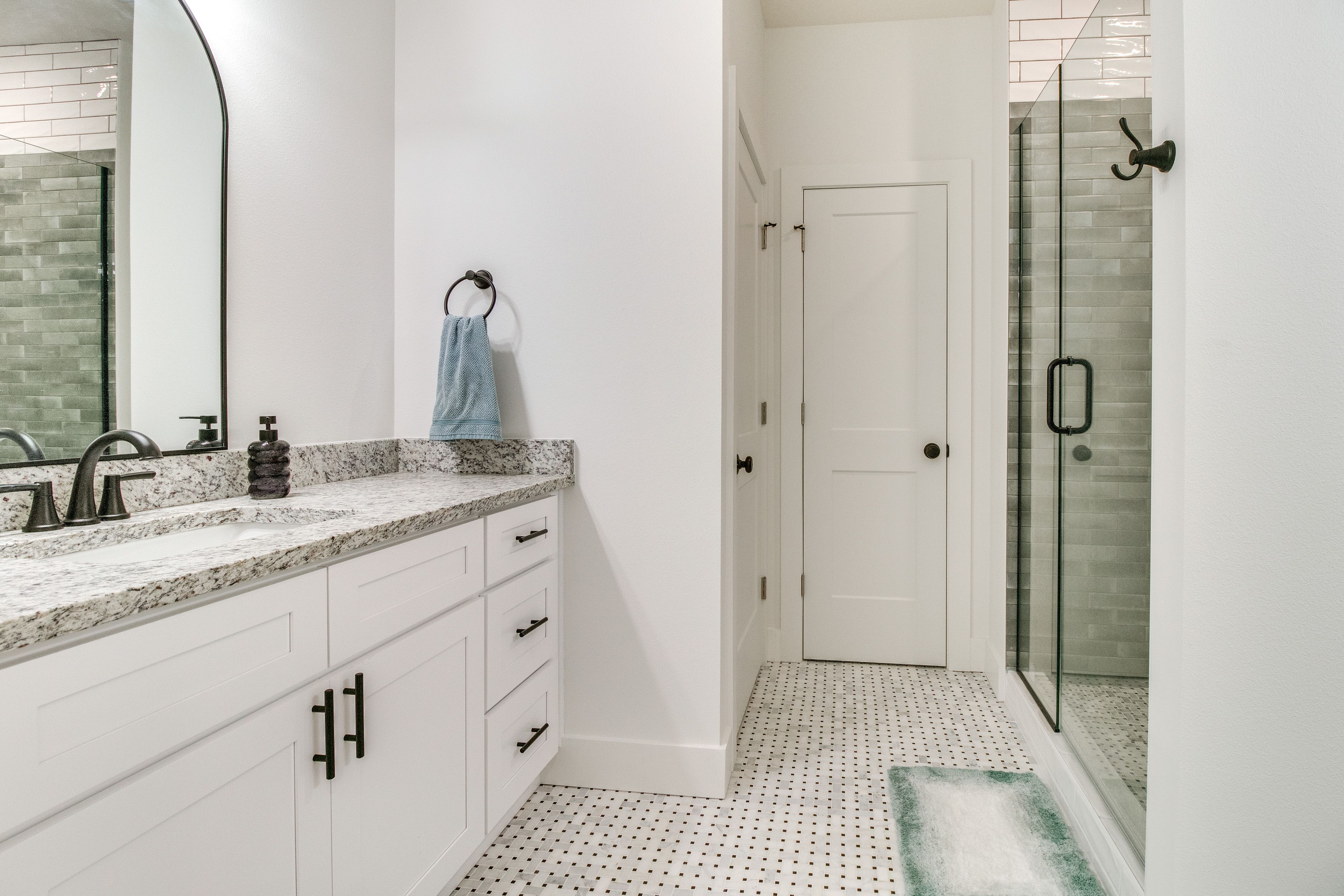 En-Suite Bathroom | Towels Provided