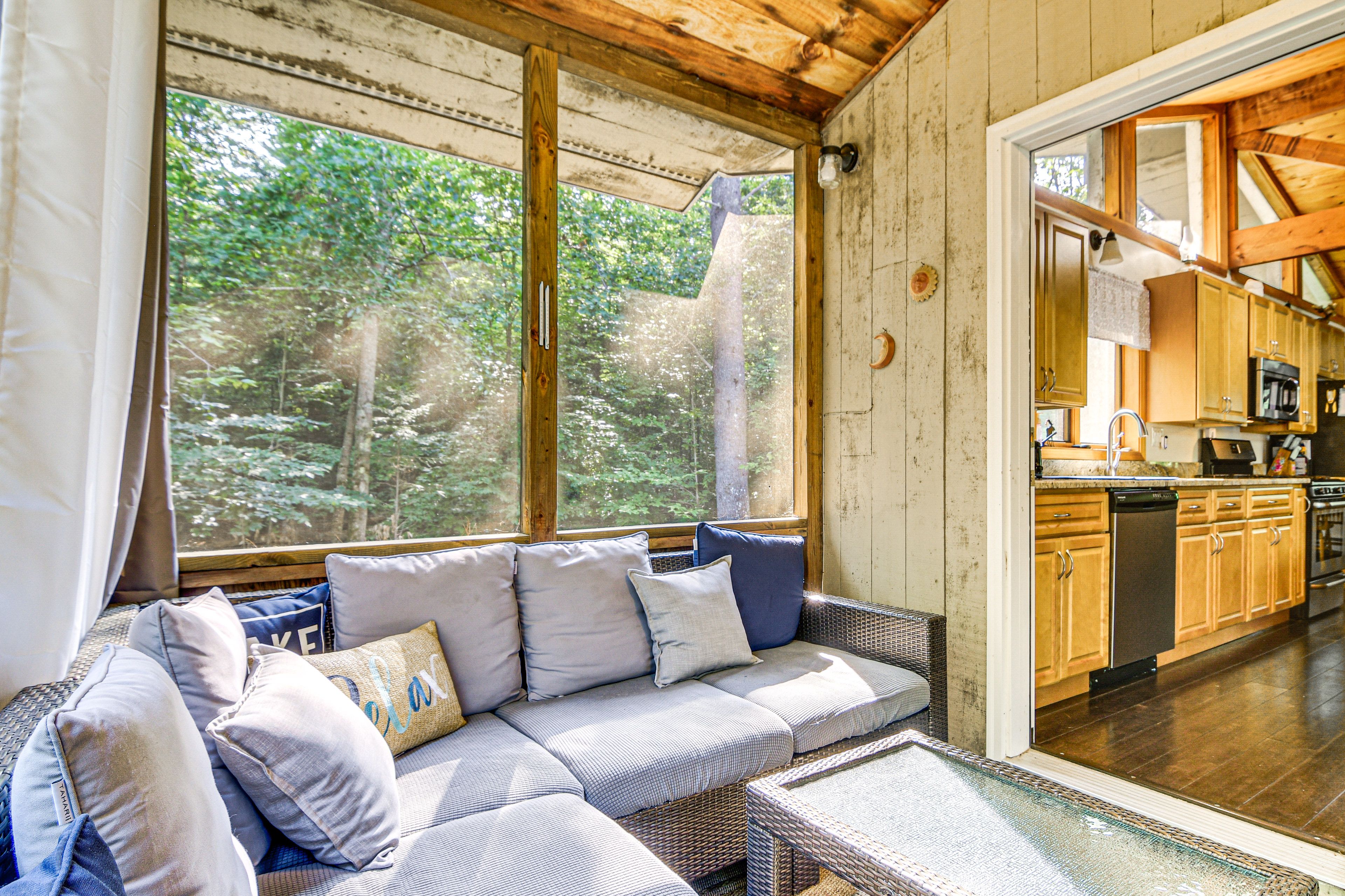 Sunroom | Top Floor