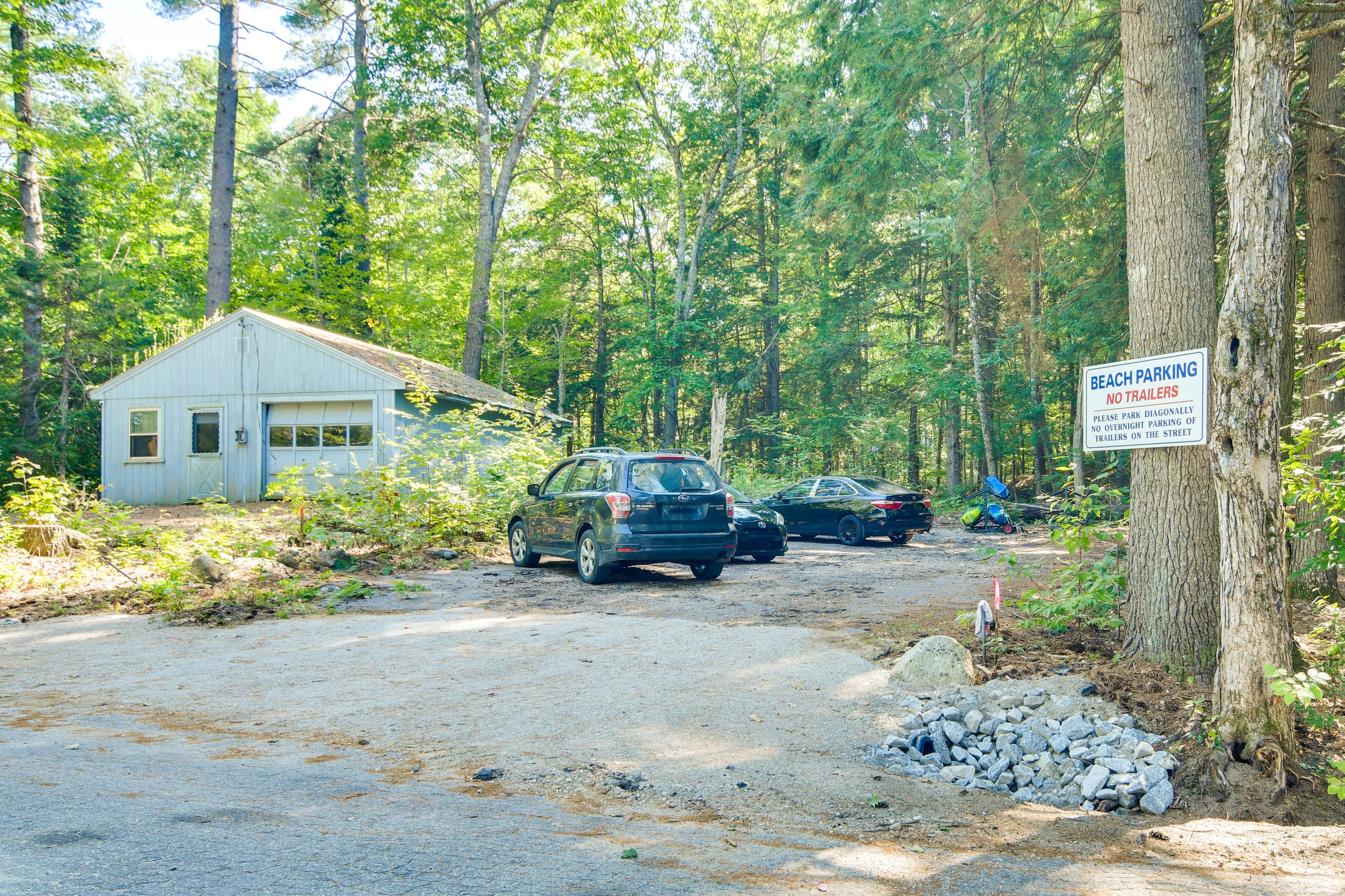 Community Amenities | Beach | Dock | Boat Ramp | Fire Pit | Gas Grill