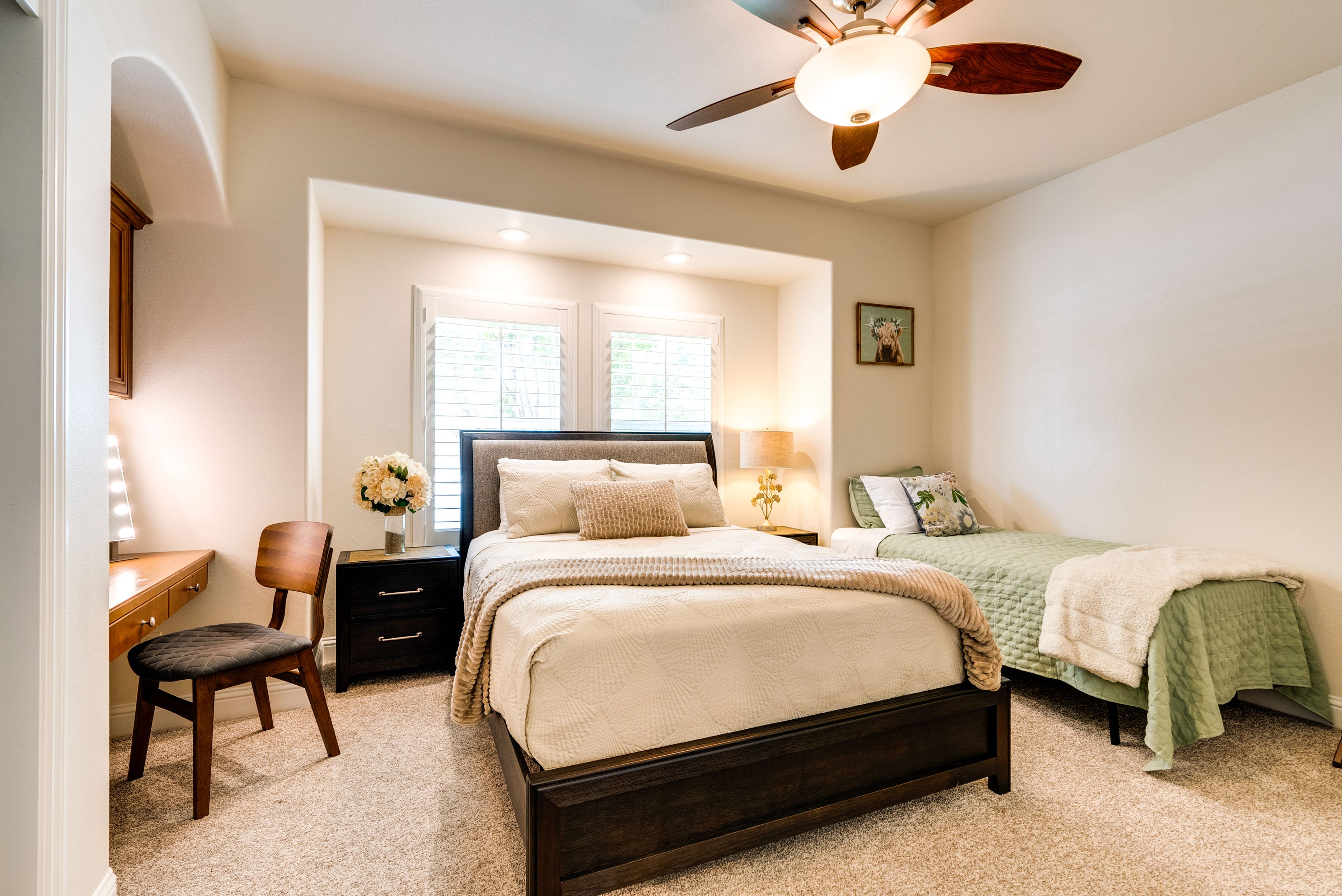 Bedroom 3 | Queen Bed | Twin Bed | Laptop Workspace