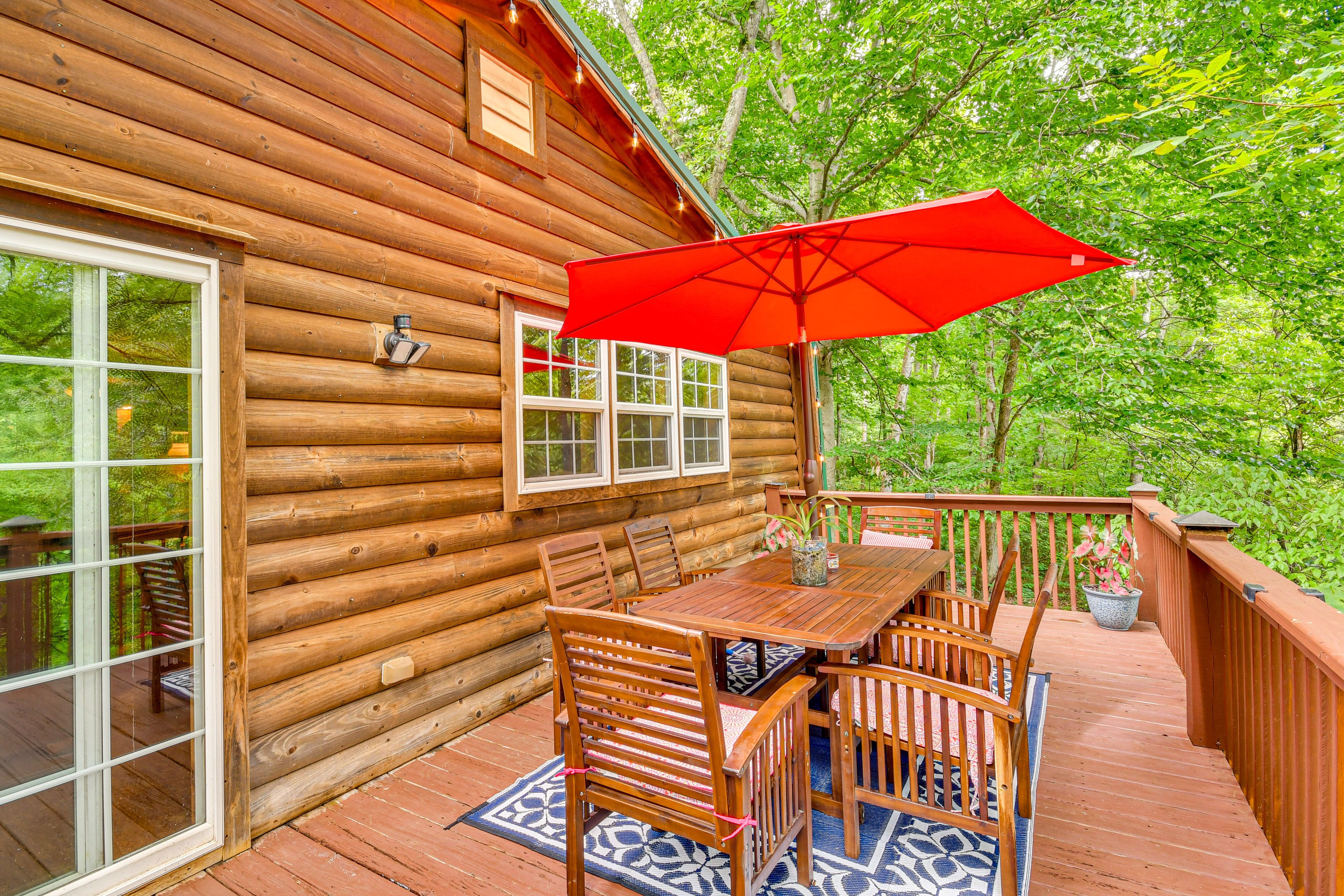 Rutherfordton Vacation Rental | Studio | 1BA | 440 Sq Ft | 18 Steps Required