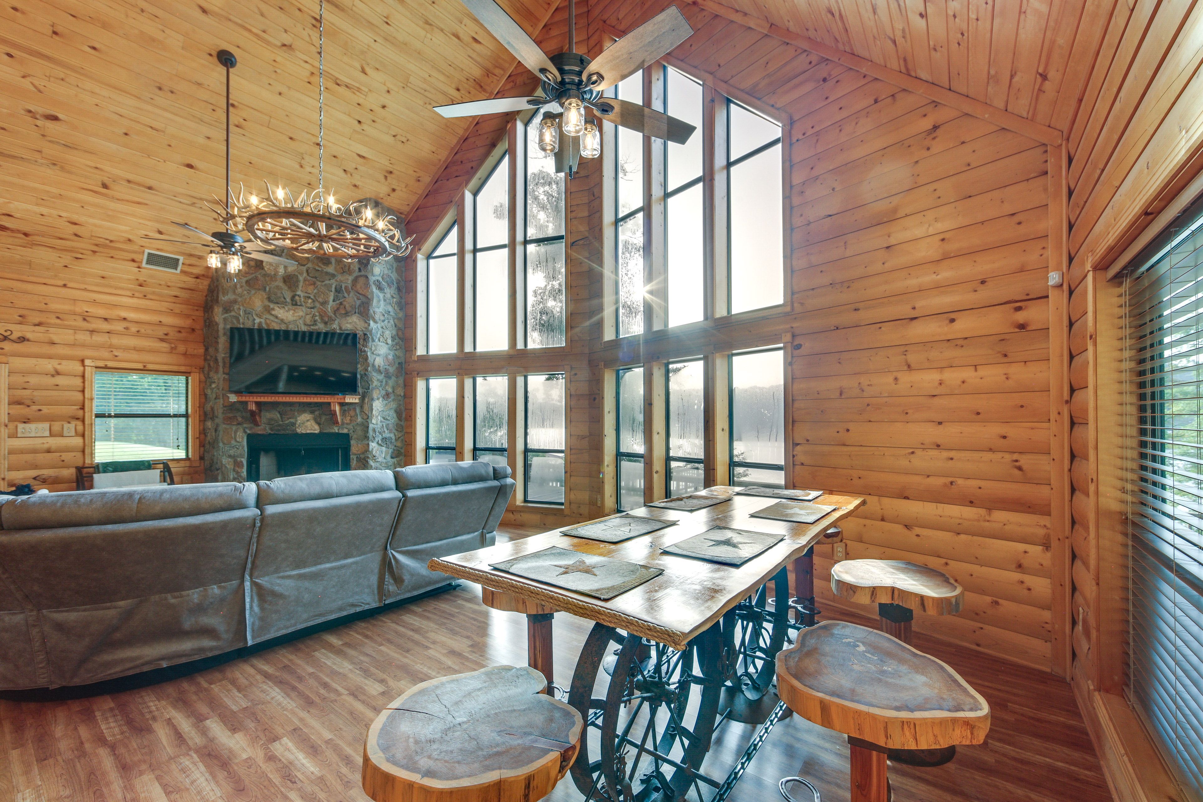 Dining Area | 1st Floor | Dishware & Flatware Provided