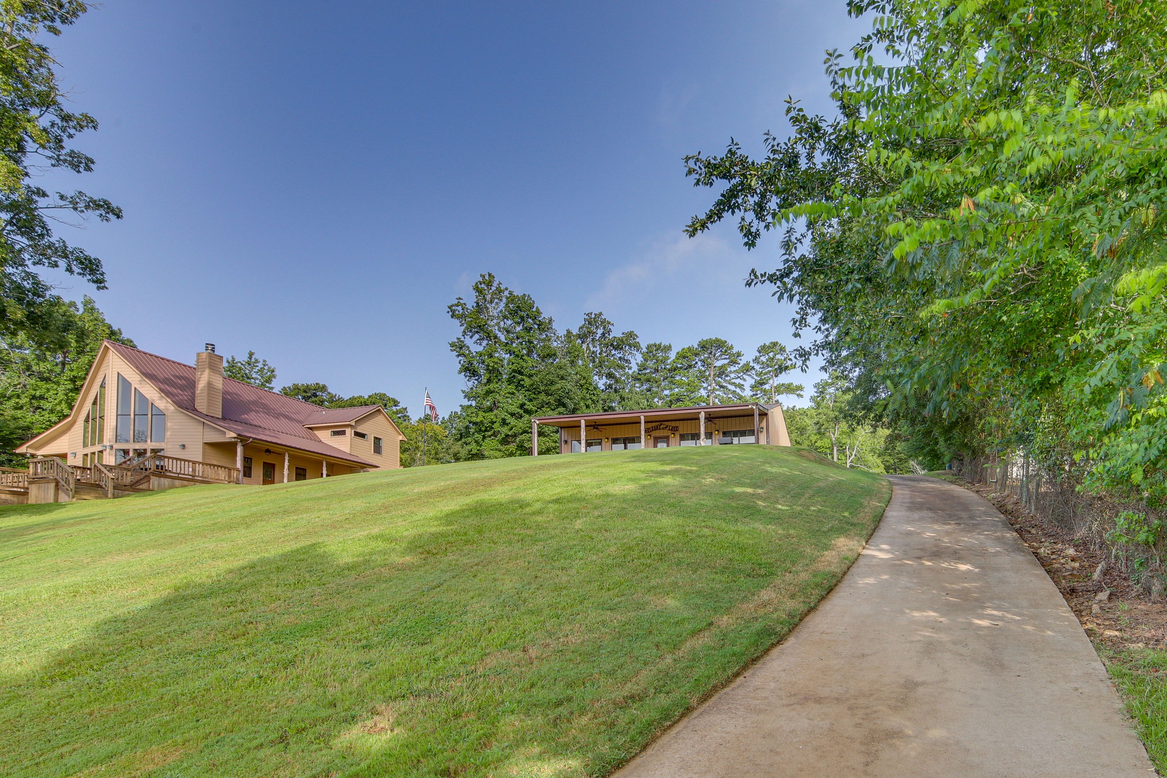 Walkway to Lake Access