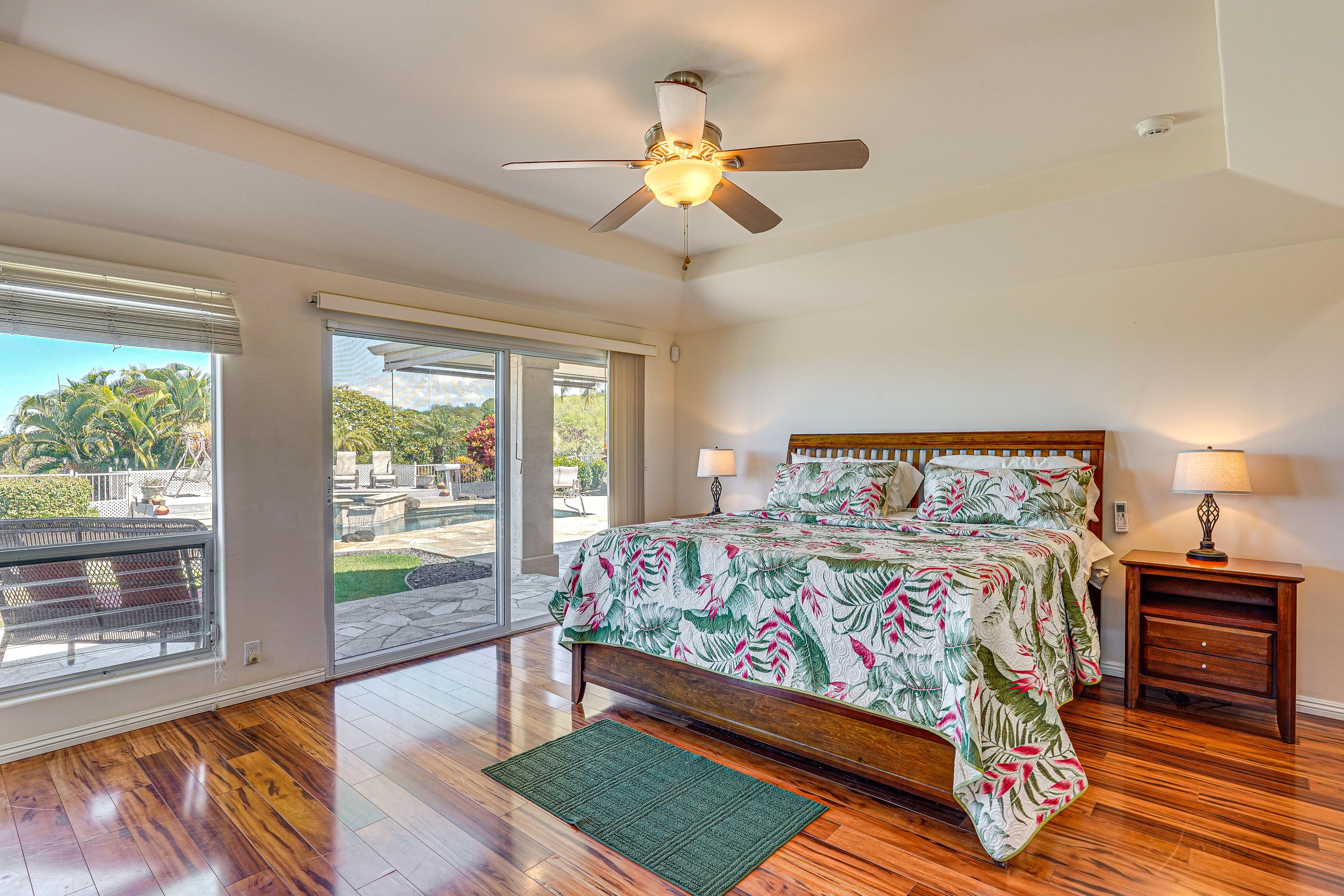 Bedroom 1 | King Bed | Walk-In Closet | En-Suite Bathroom