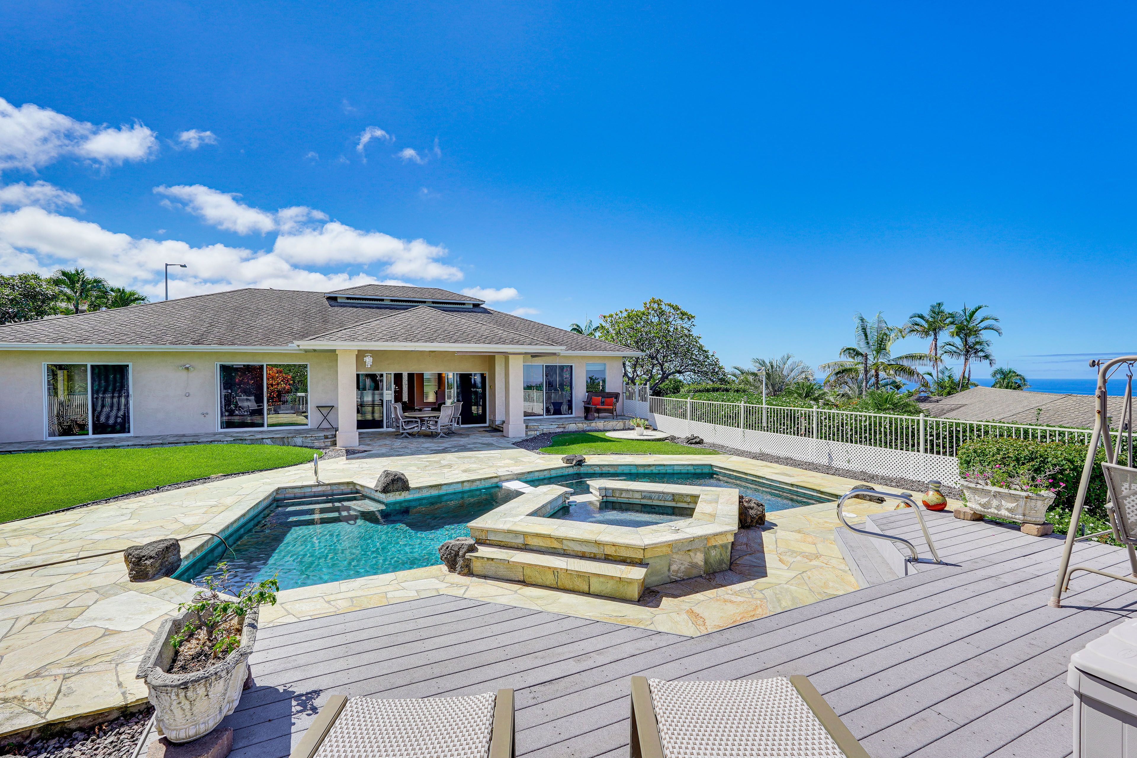 Private Pool & Spa | Deck | Lounge Seating