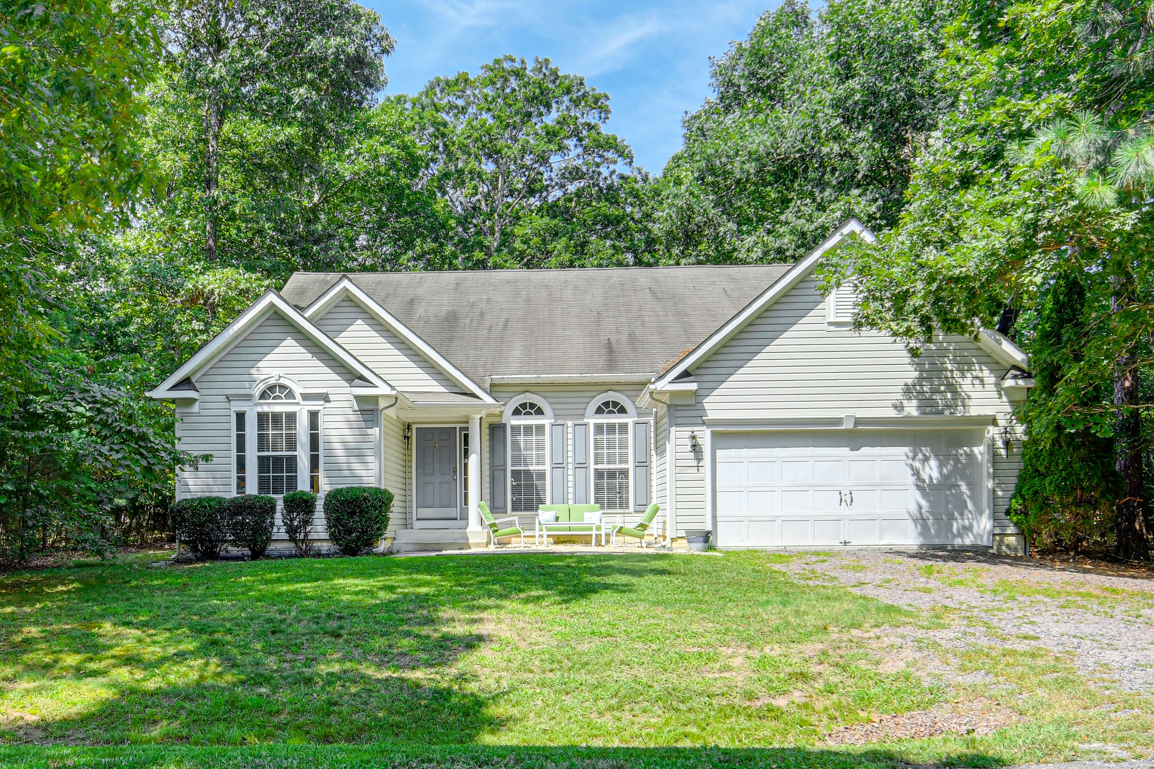Greenbackville Vacation Rental | 3BR | 2BA | 1,875 Sq Ft | 3 Steps to Enter