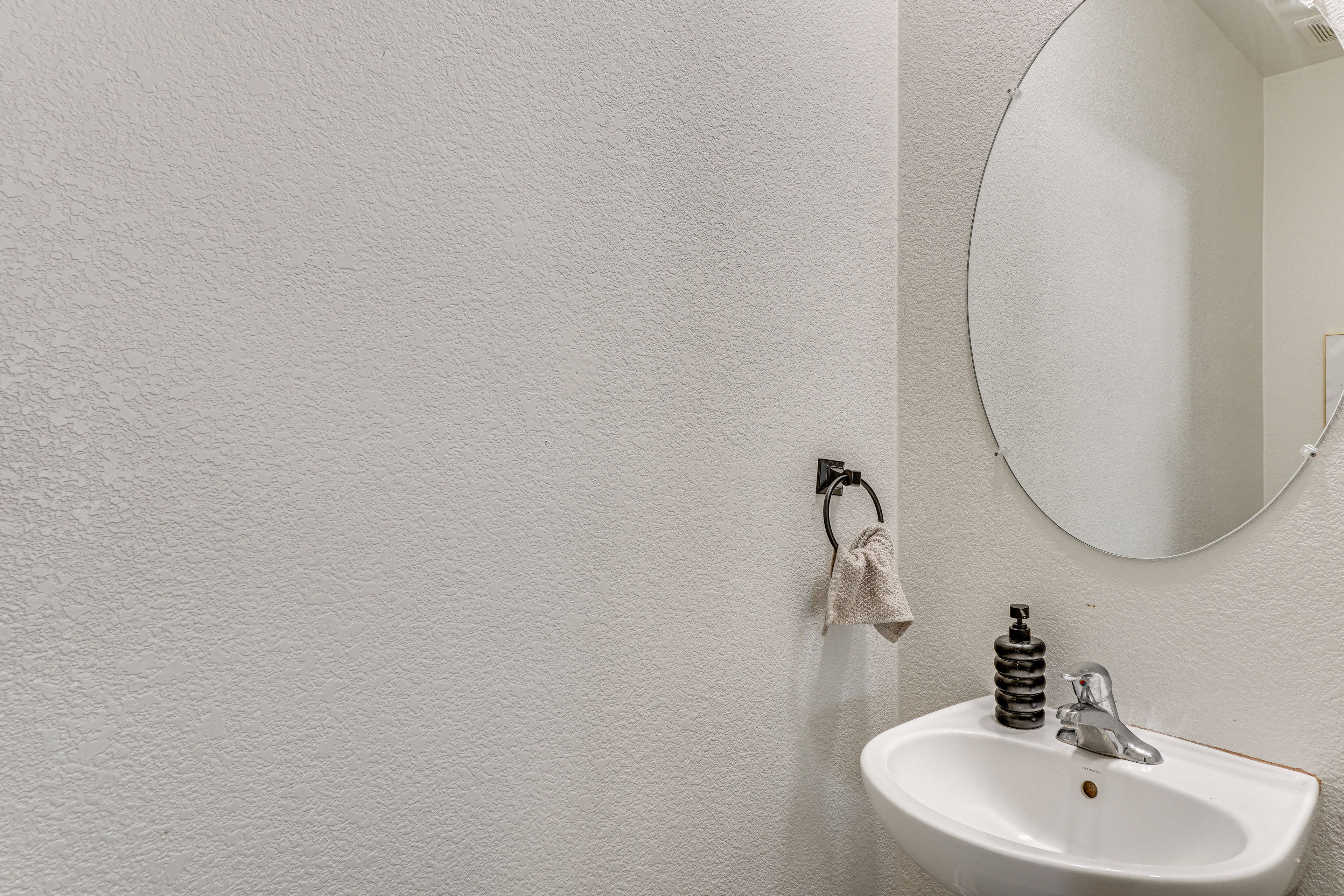 Half Bathroom | 1st Floor