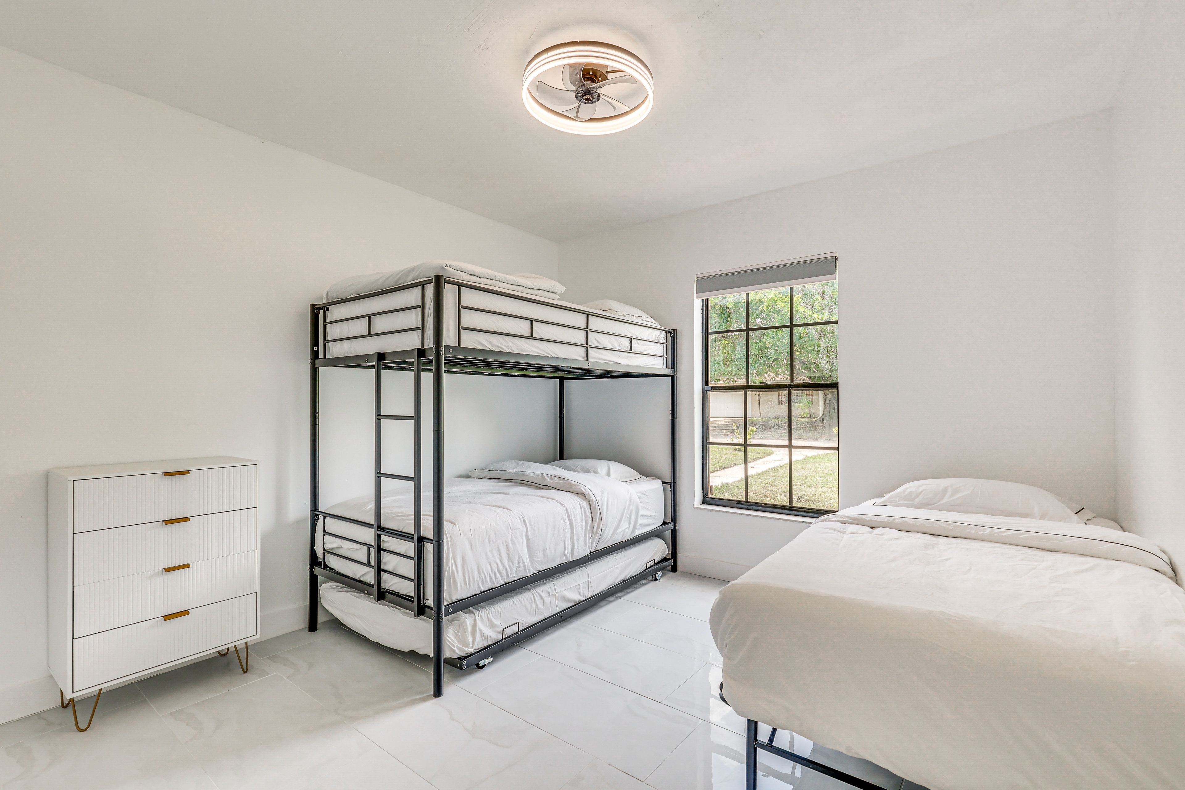 Bedroom 3 | Twin Bed | Twin Bunk Bed w/ Twin Trundle