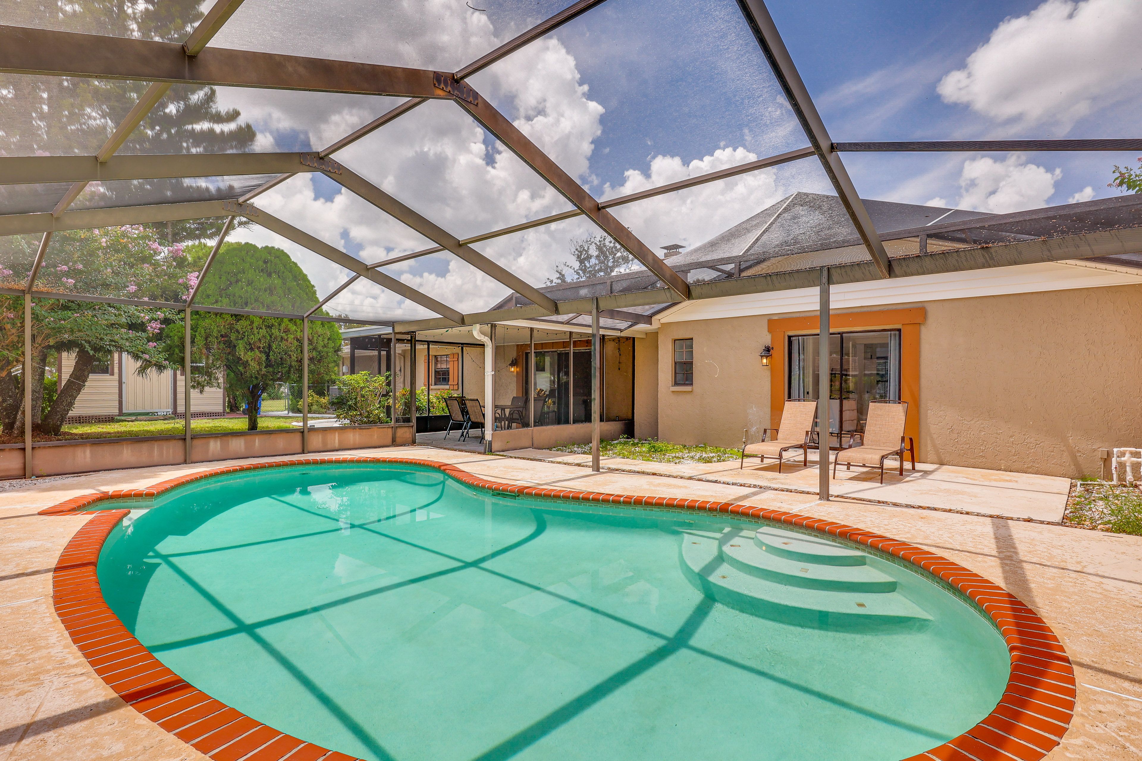 Wimauma Vacation Rental | 3BR | 2BA | 1,800 Sq Ft | 2 Steps to Access