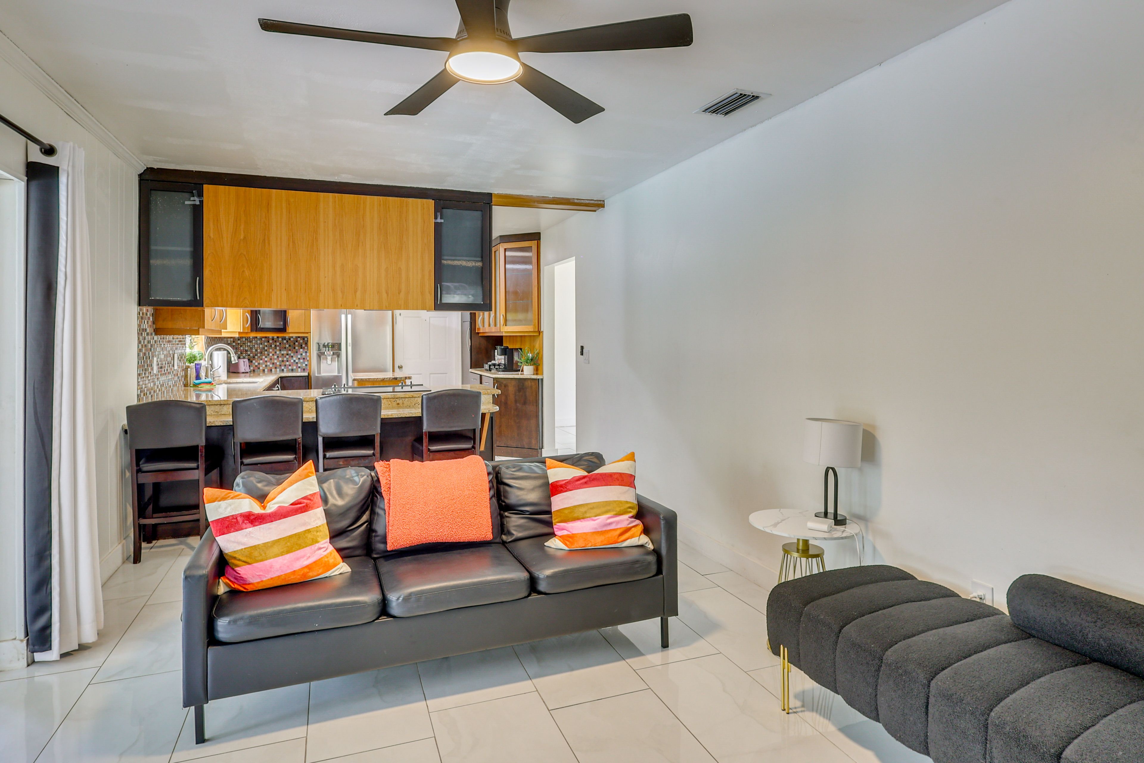 Living Room | Full Kitchen