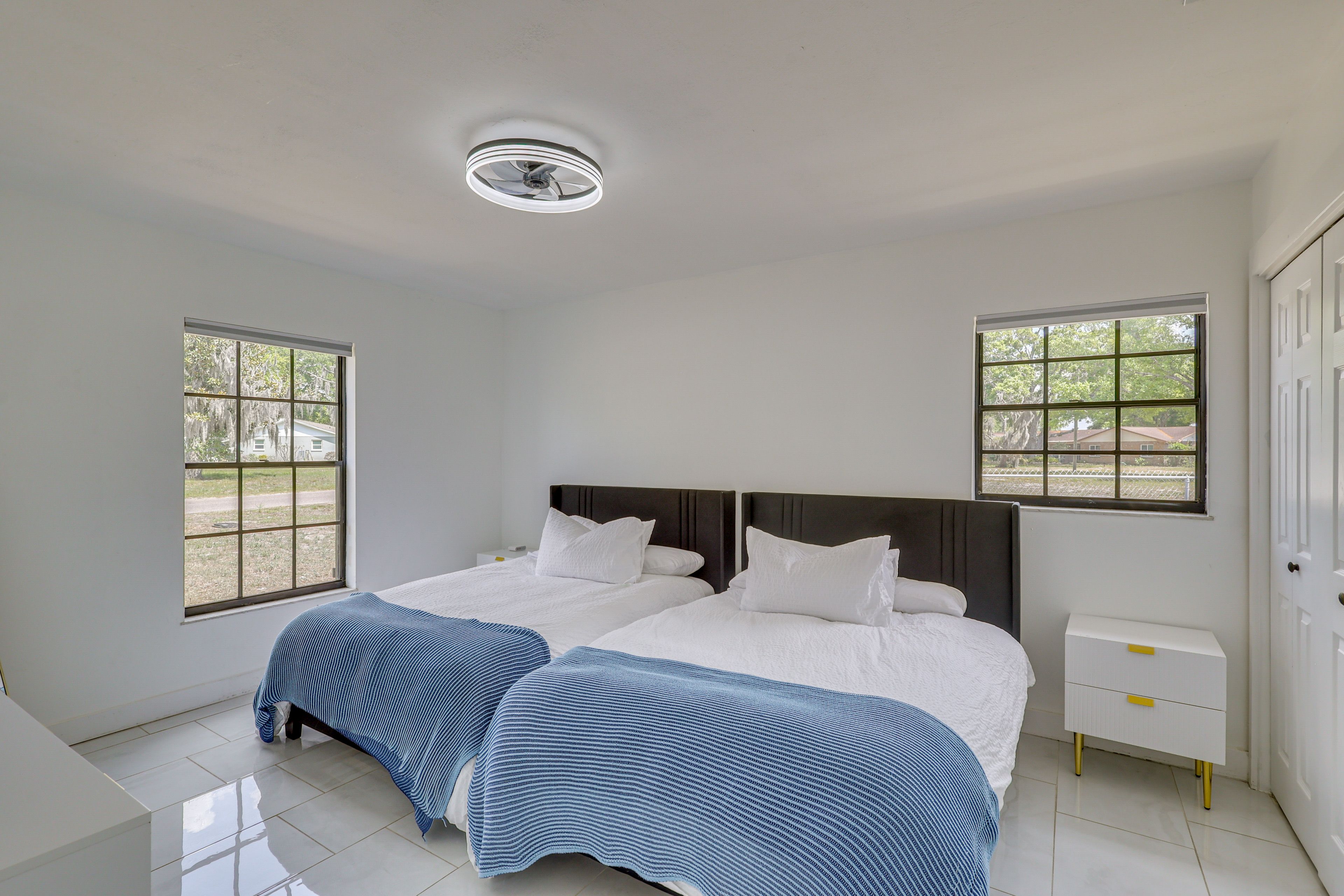 Bedroom 2 | 2 Full Beds