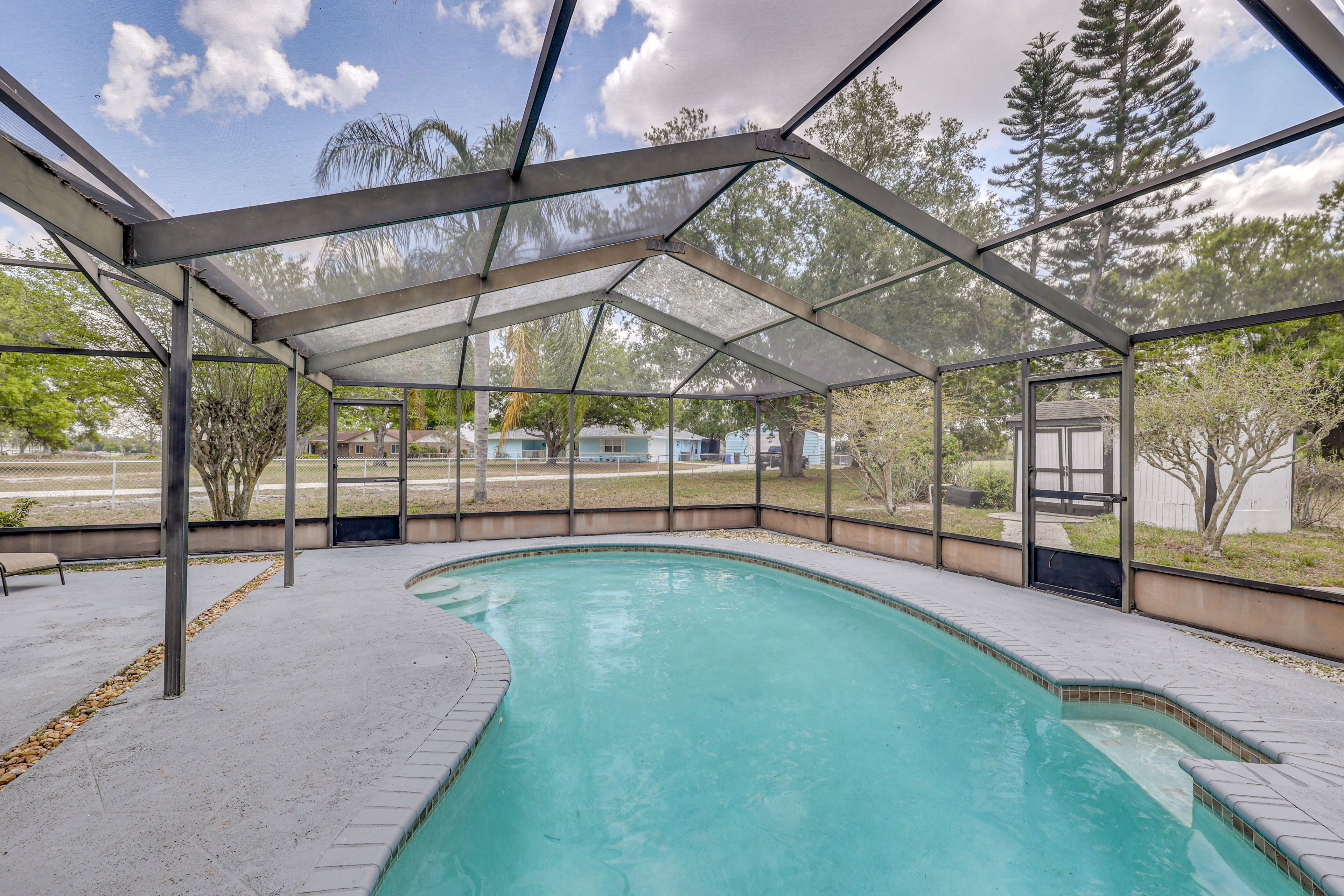 Wimauma Vacation Rental | 3BR | 2BA | 1,800 Sq Ft