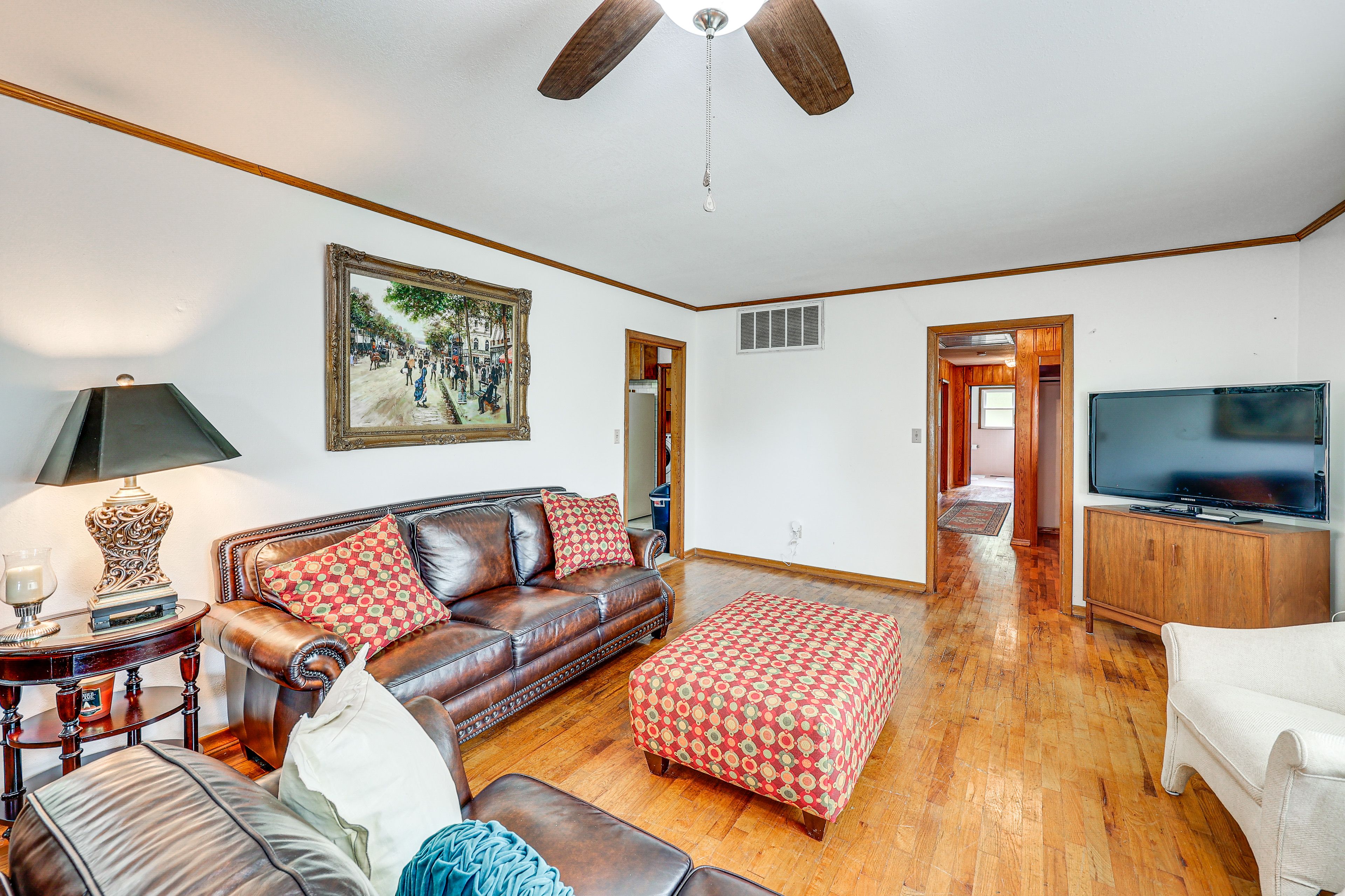 Living Room | Flat-Screen TV | Central A/C + Heating