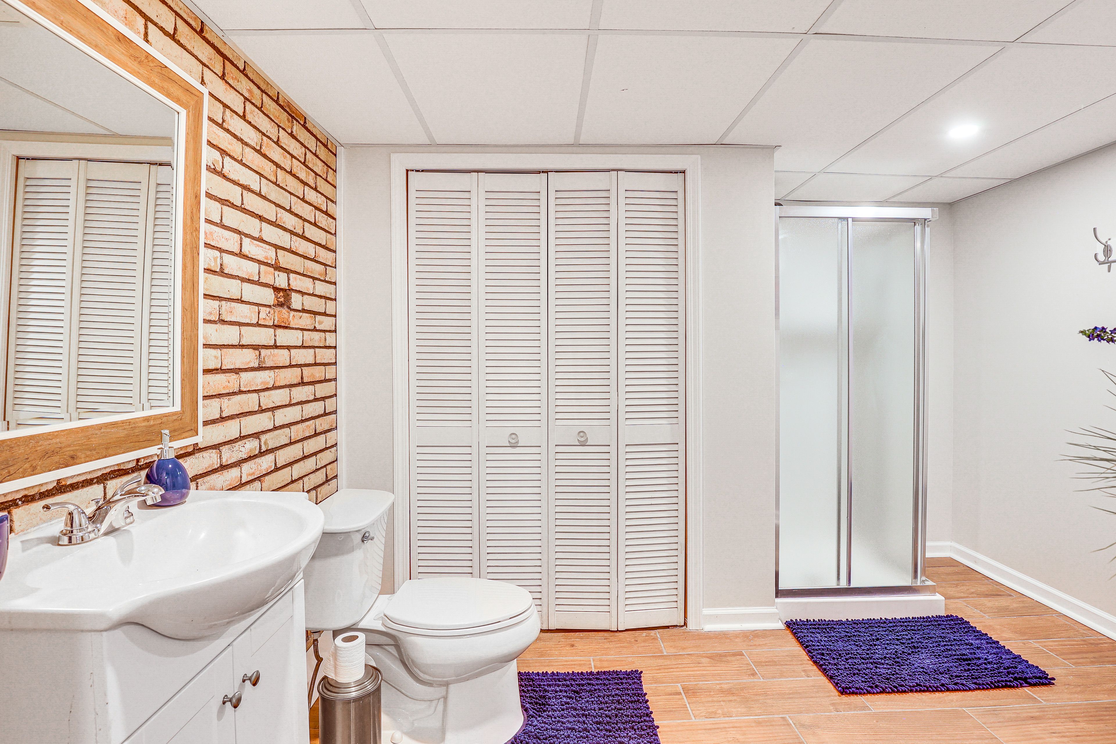Bathroom | Complimentary Toiletries | Basement