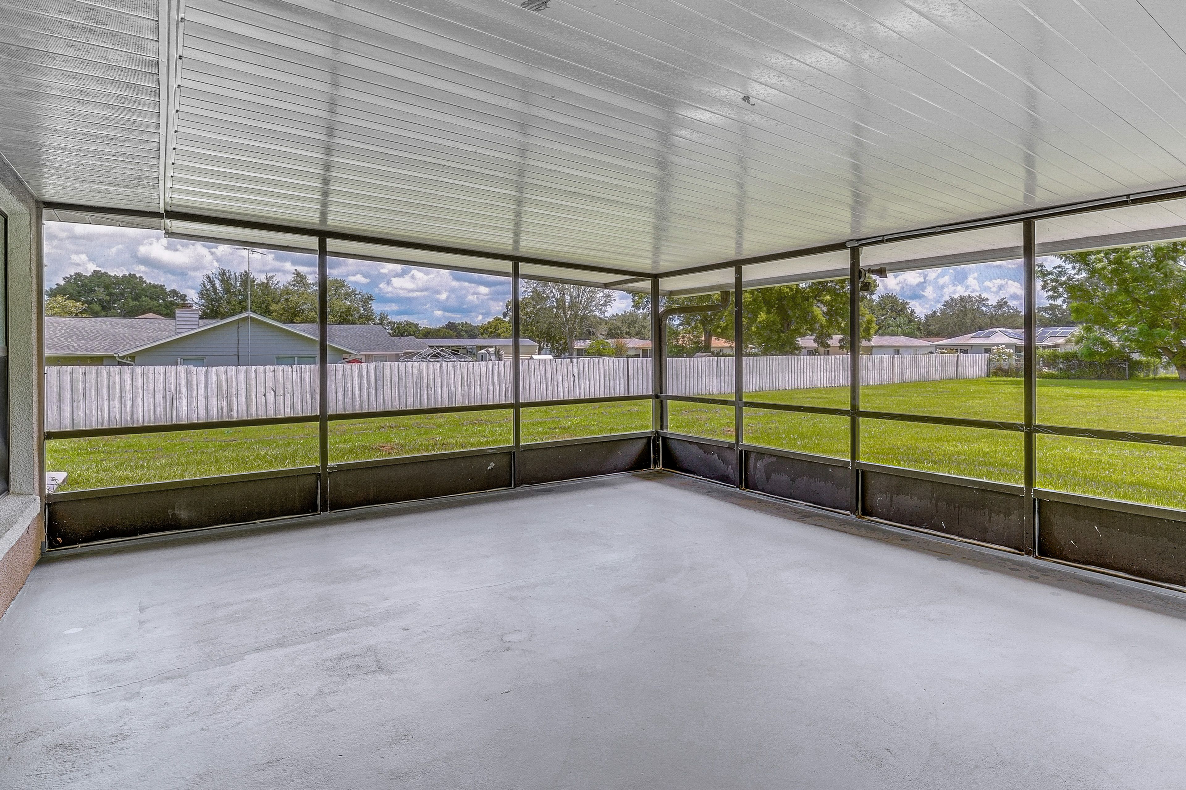 Screened-In Lanai