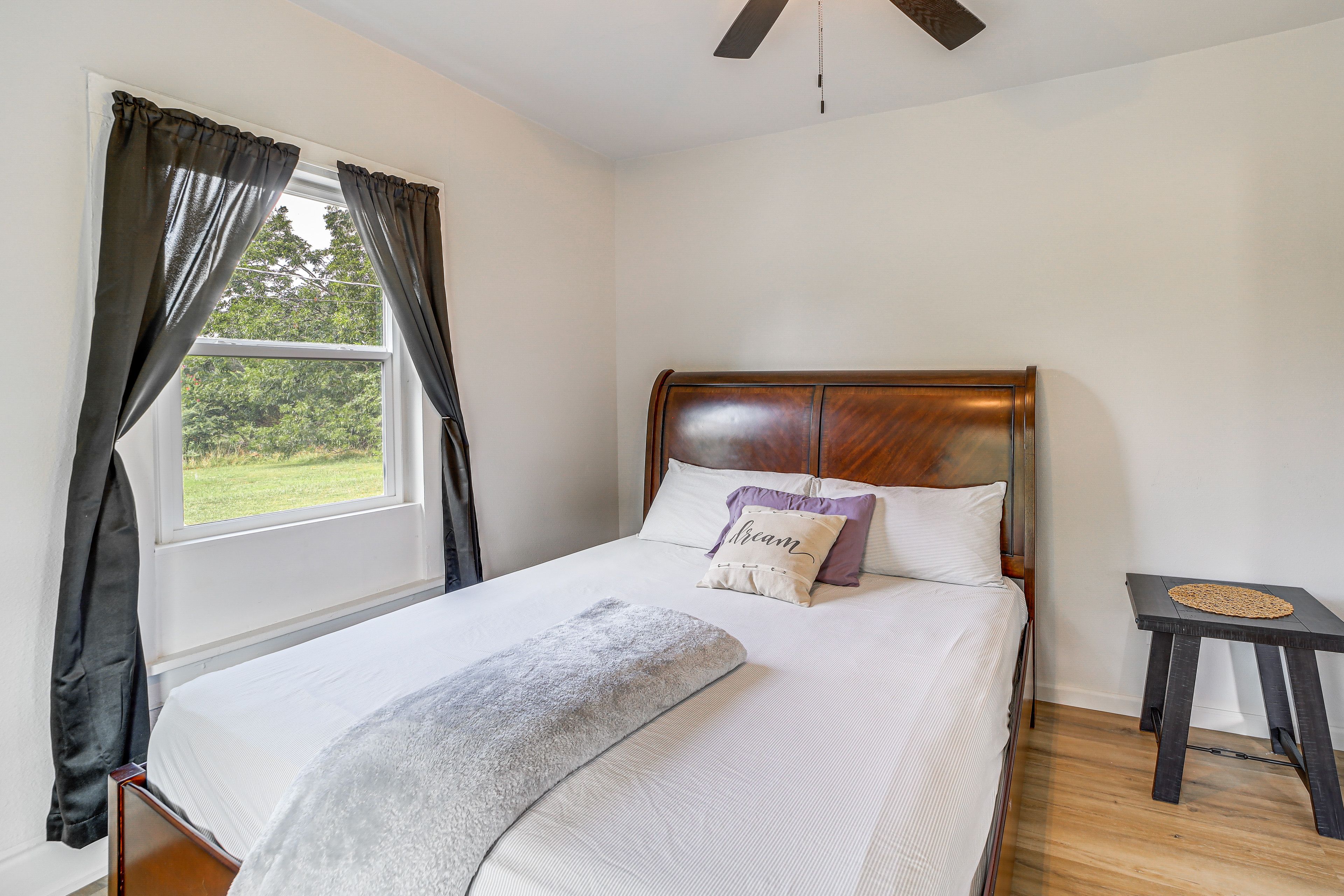 Bedroom 1 | Queen Bed | Linens Provided
