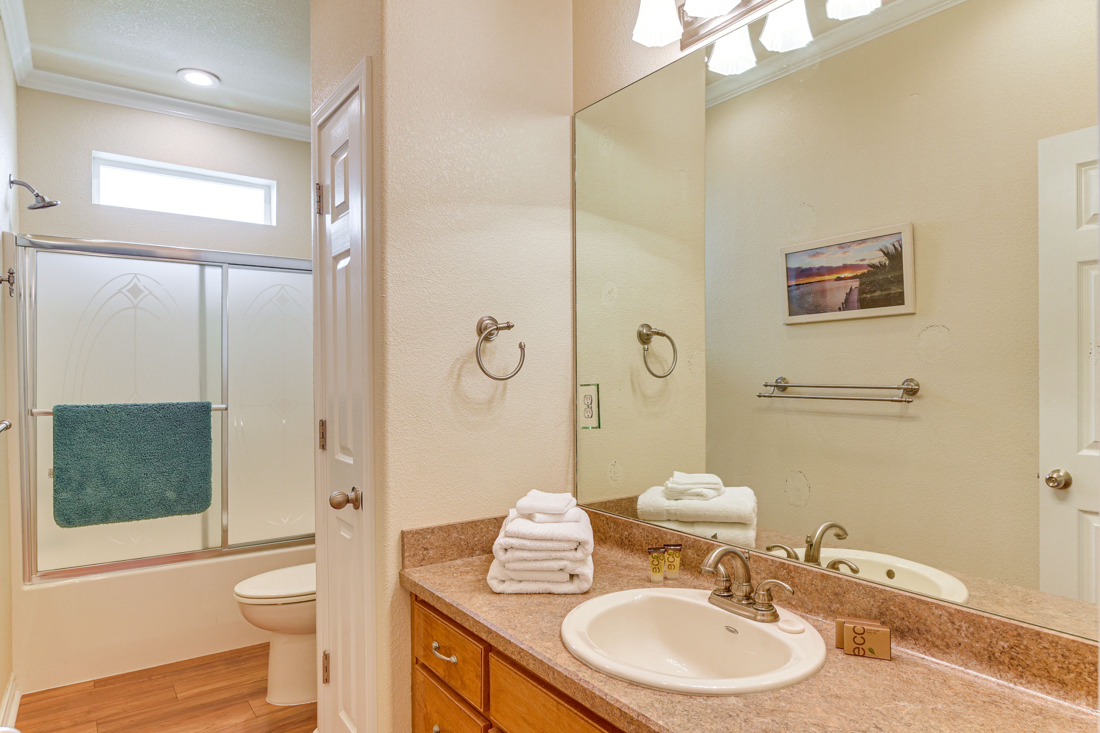 Full Bathroom