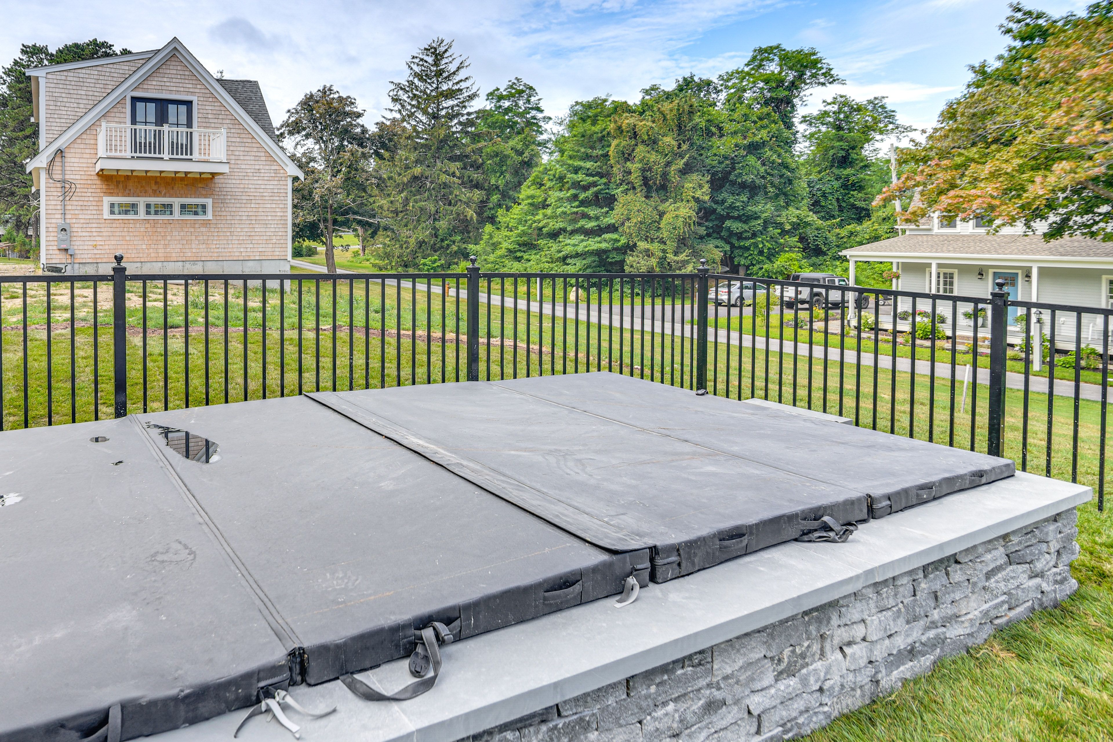 Private Heated Pool | Children's Toys