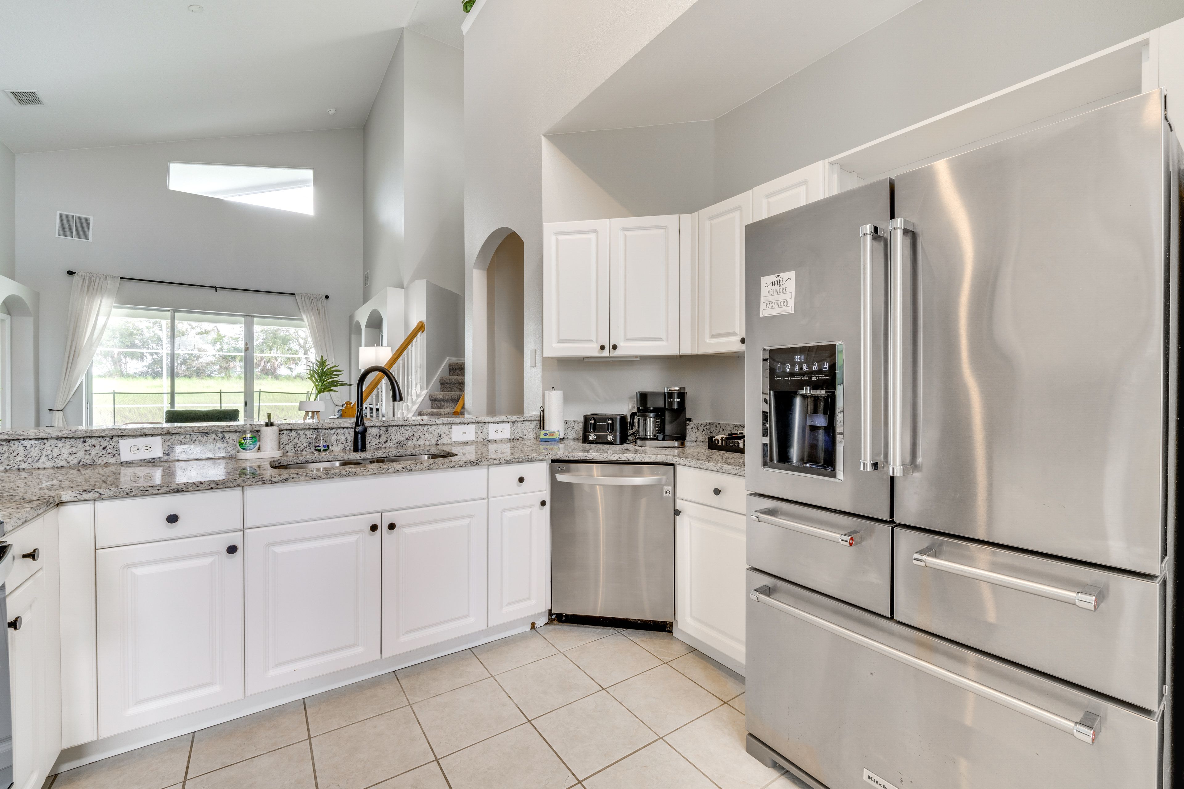 Kitchen | 1st Floor | Dual Keurig/Drip Coffee Maker | Dishwasher