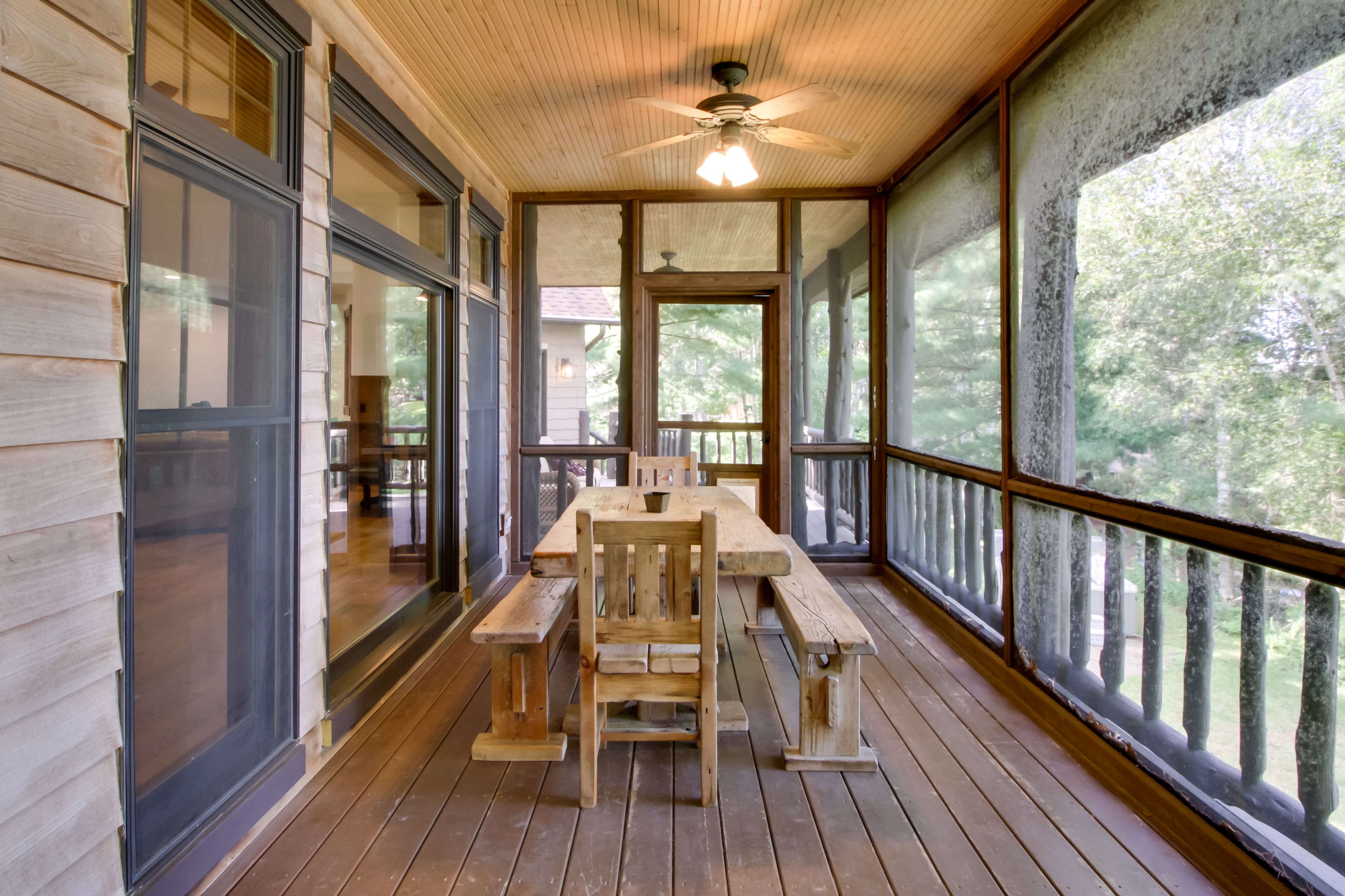 Screened Patio | Outdoor Dining Area | 1st Floor