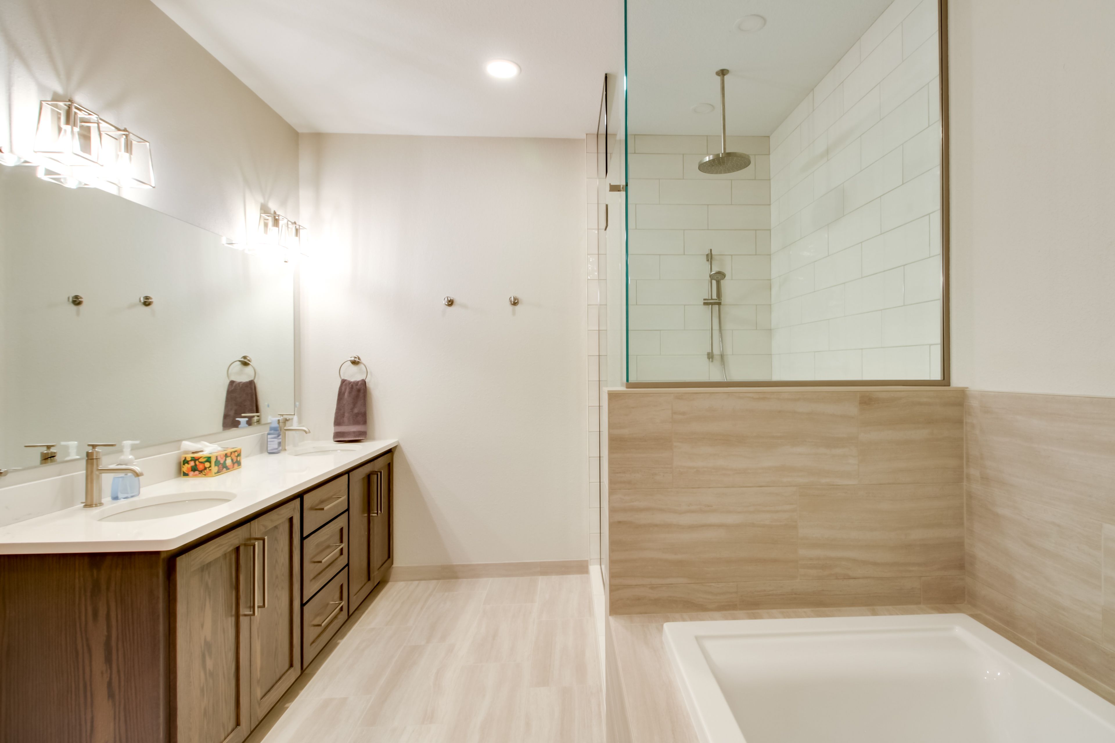 Bathroom | 2nd Floor