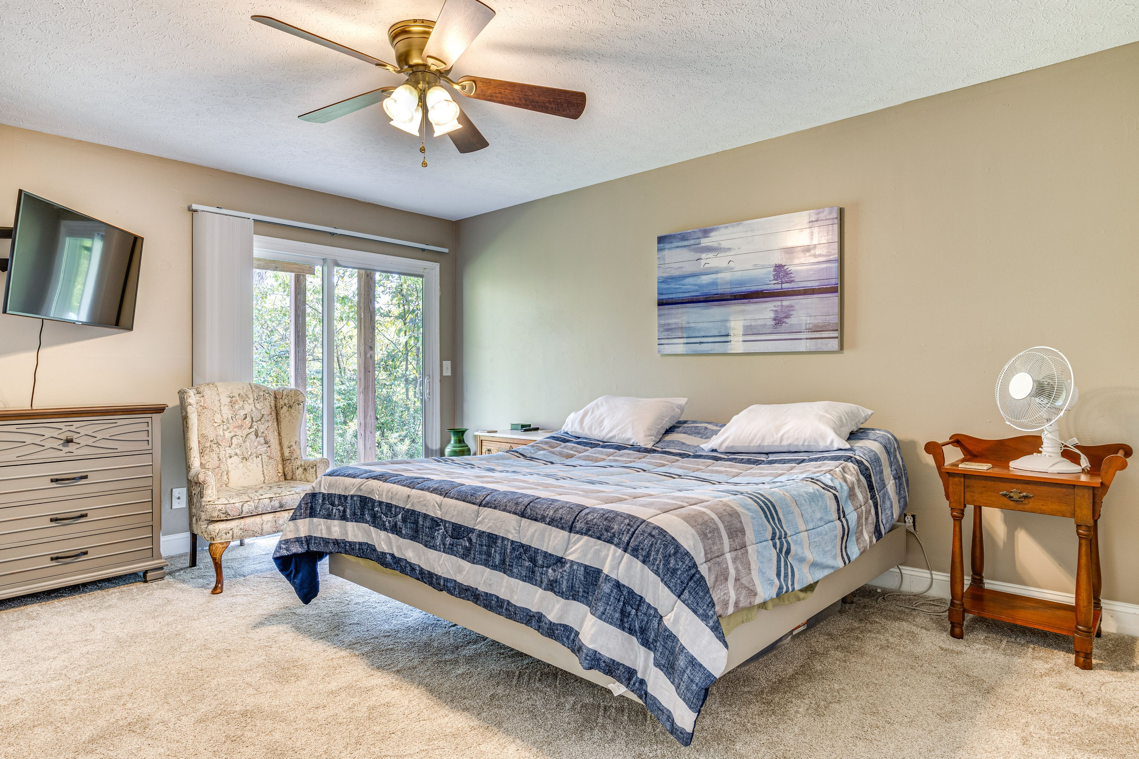 Bedroom 1 | Basement | King Bed (Sleep Number) | Smart TV | En-Suite Bathroom