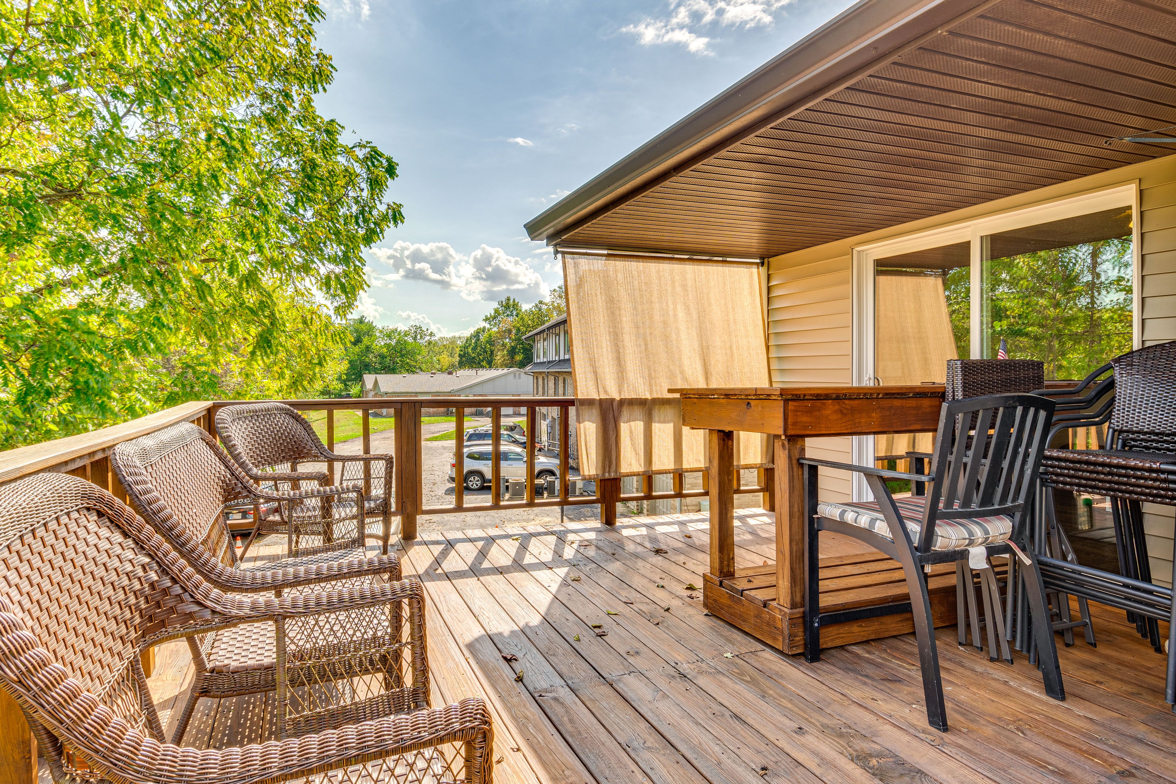 Deck | Gas Grill | Outdoor Seating & Dining