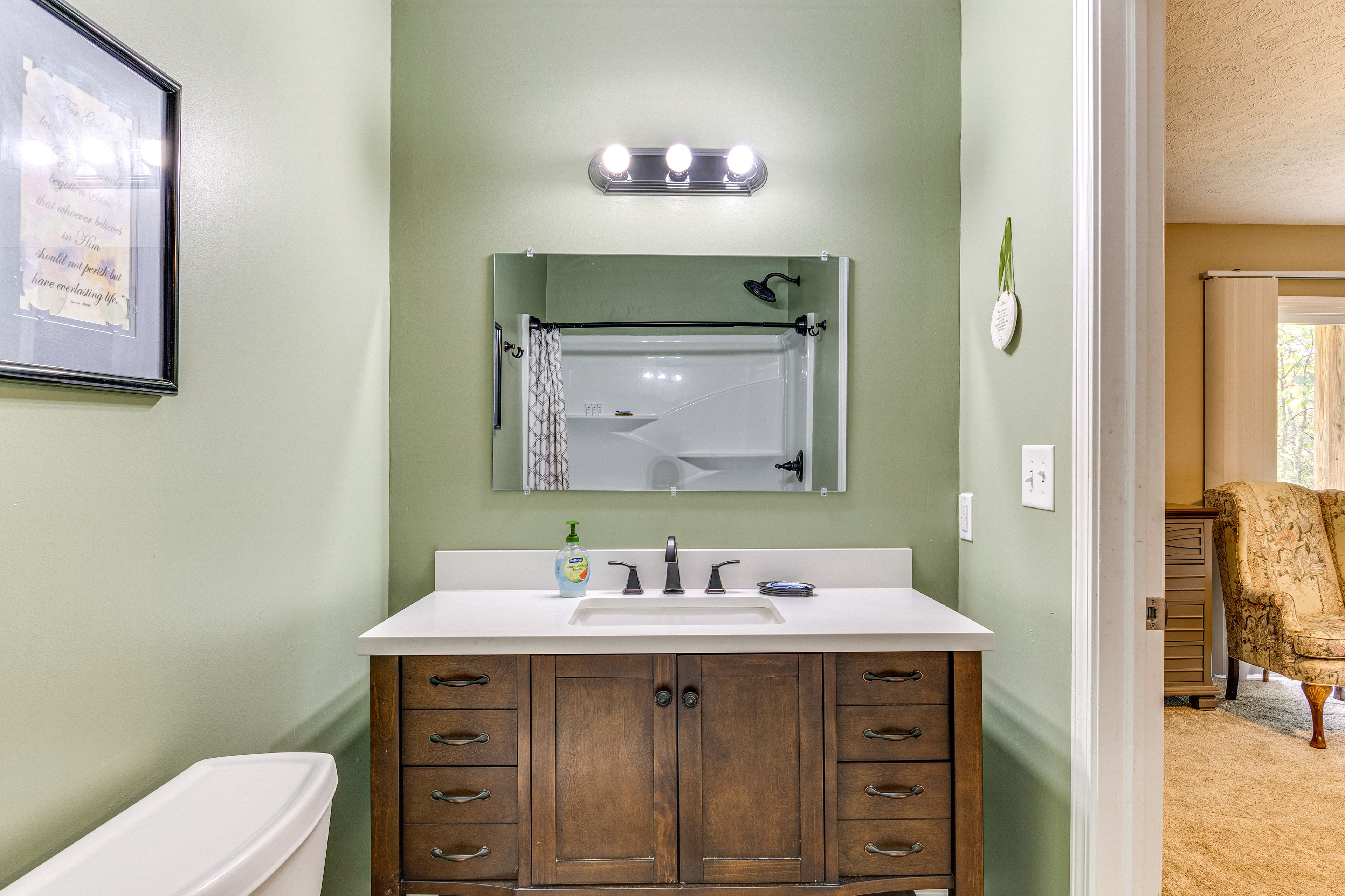 Full Bathroom | Basement