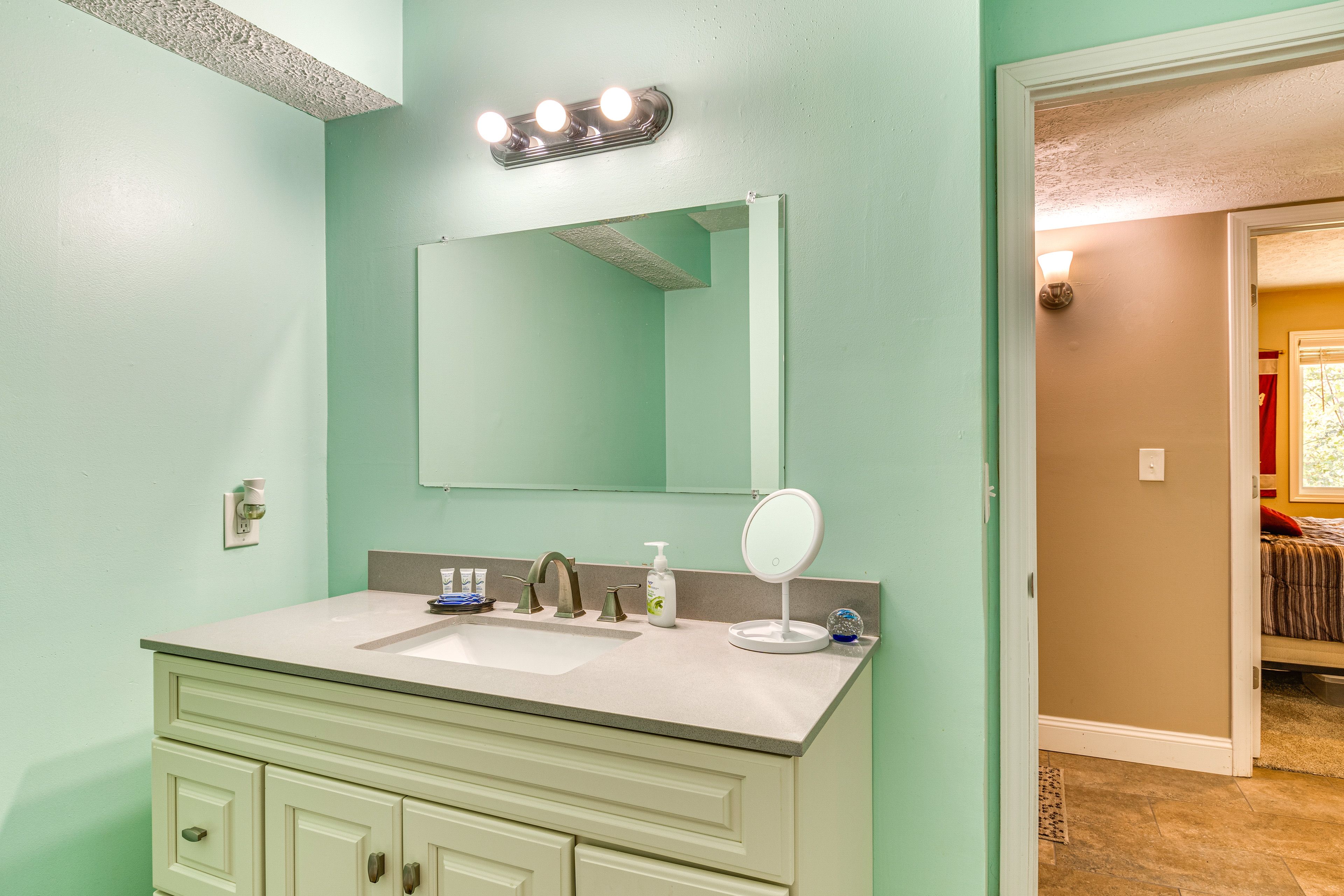 Full Bathroom | Basement