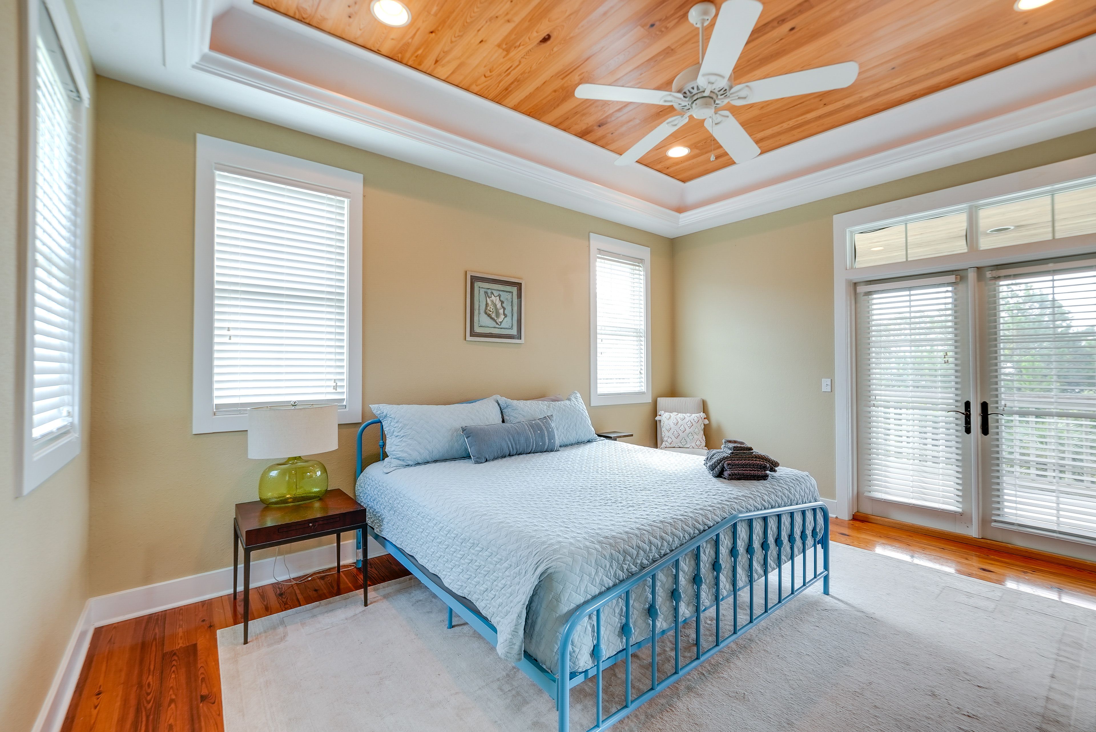 Bedroom 2 | 2nd Floor | King Bed