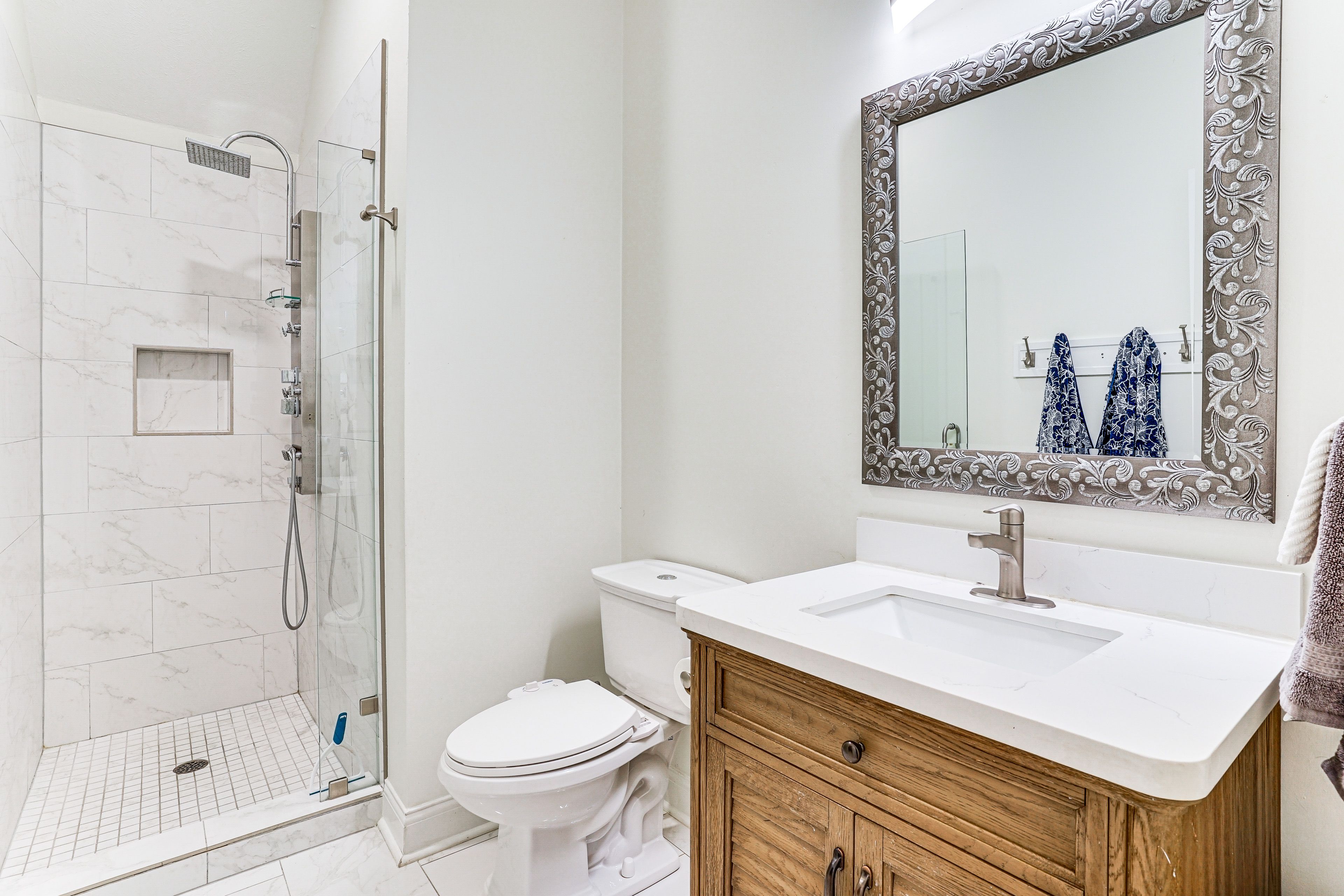 Full Bathroom
