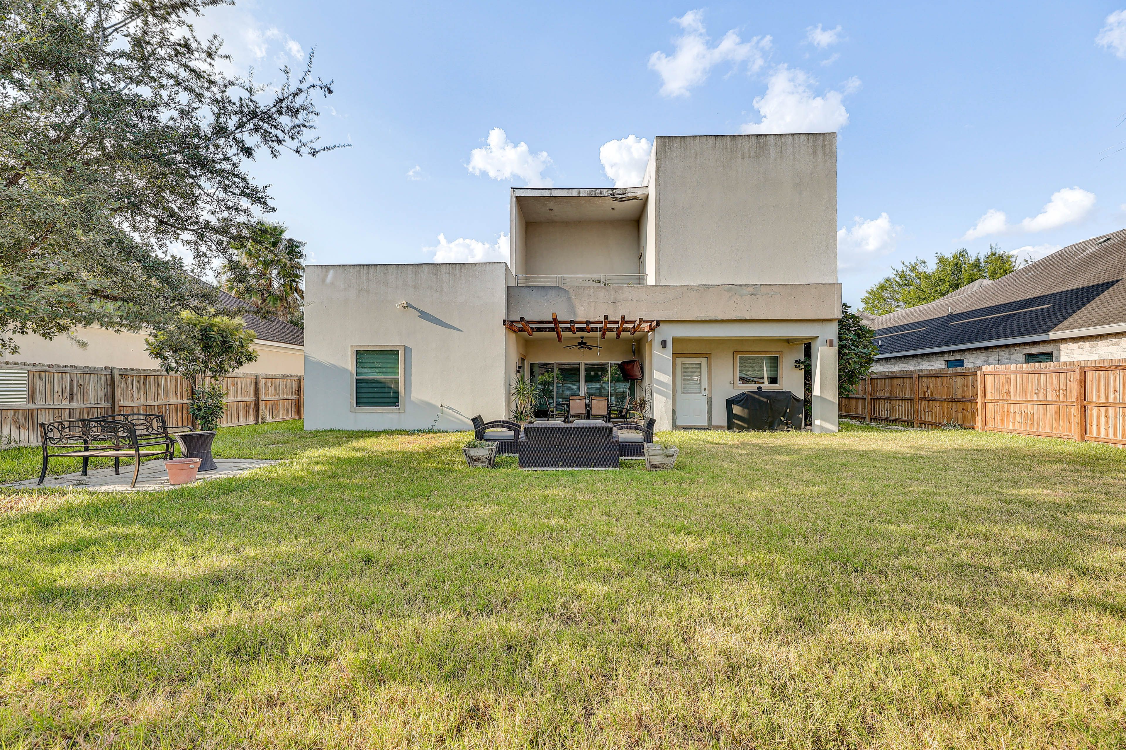 Fenced-In Backyard | Covered Patio | Charcoal Grill
