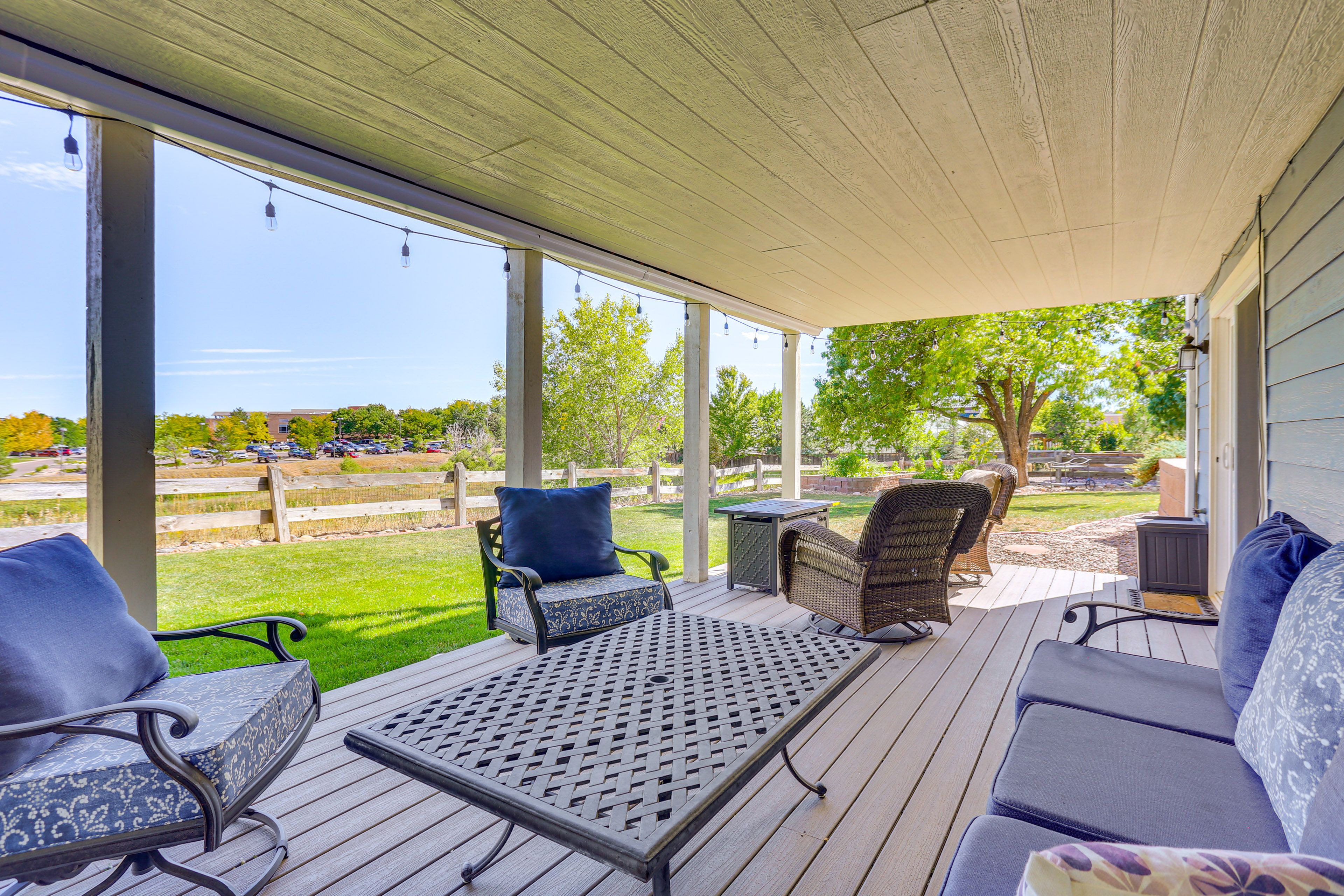 Covered Deck | Gas Fire Pit