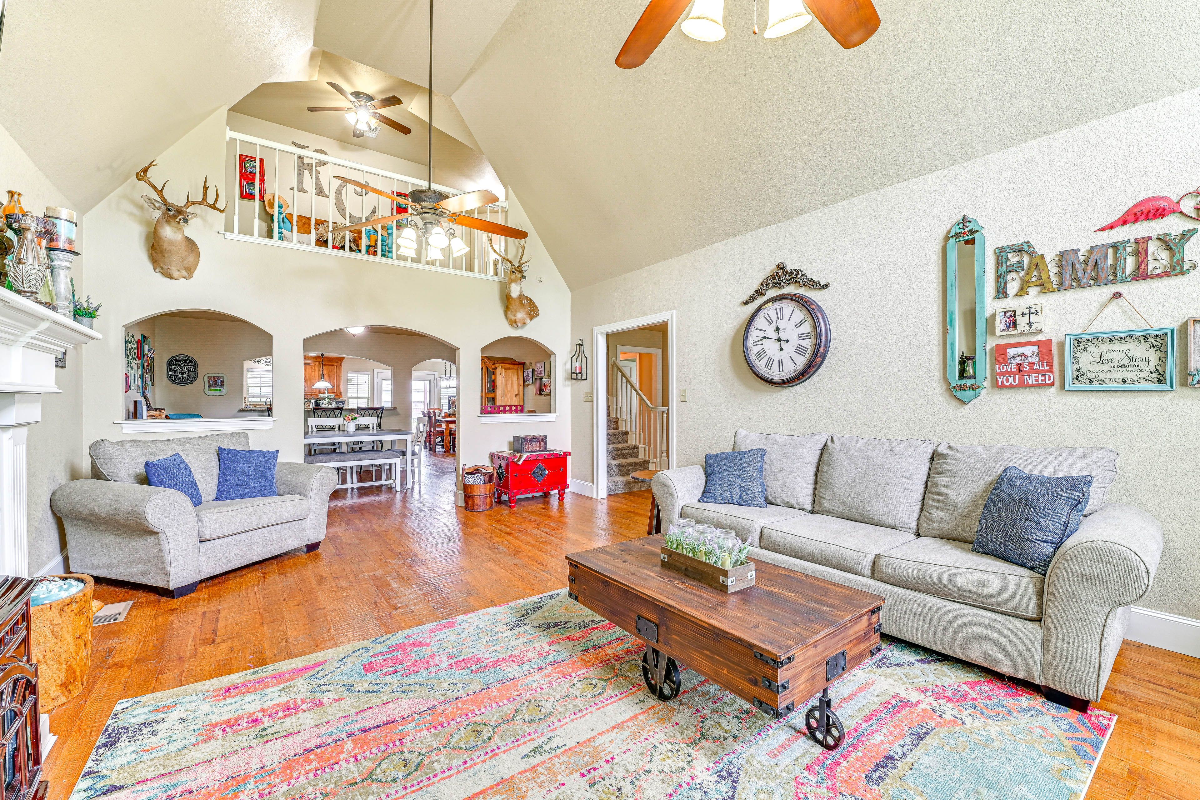 Living Room | Queen Sleeper Sofa | Central Heating & A/C | Smart TV | 1st Floor